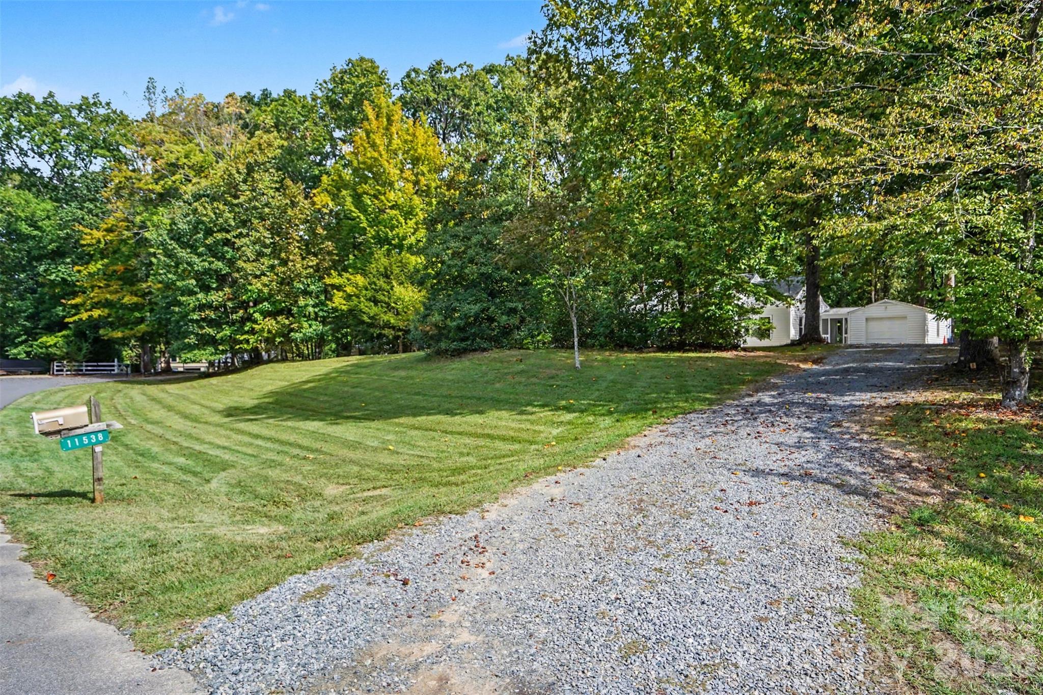 11538 Gelding Drive Property Photo 37