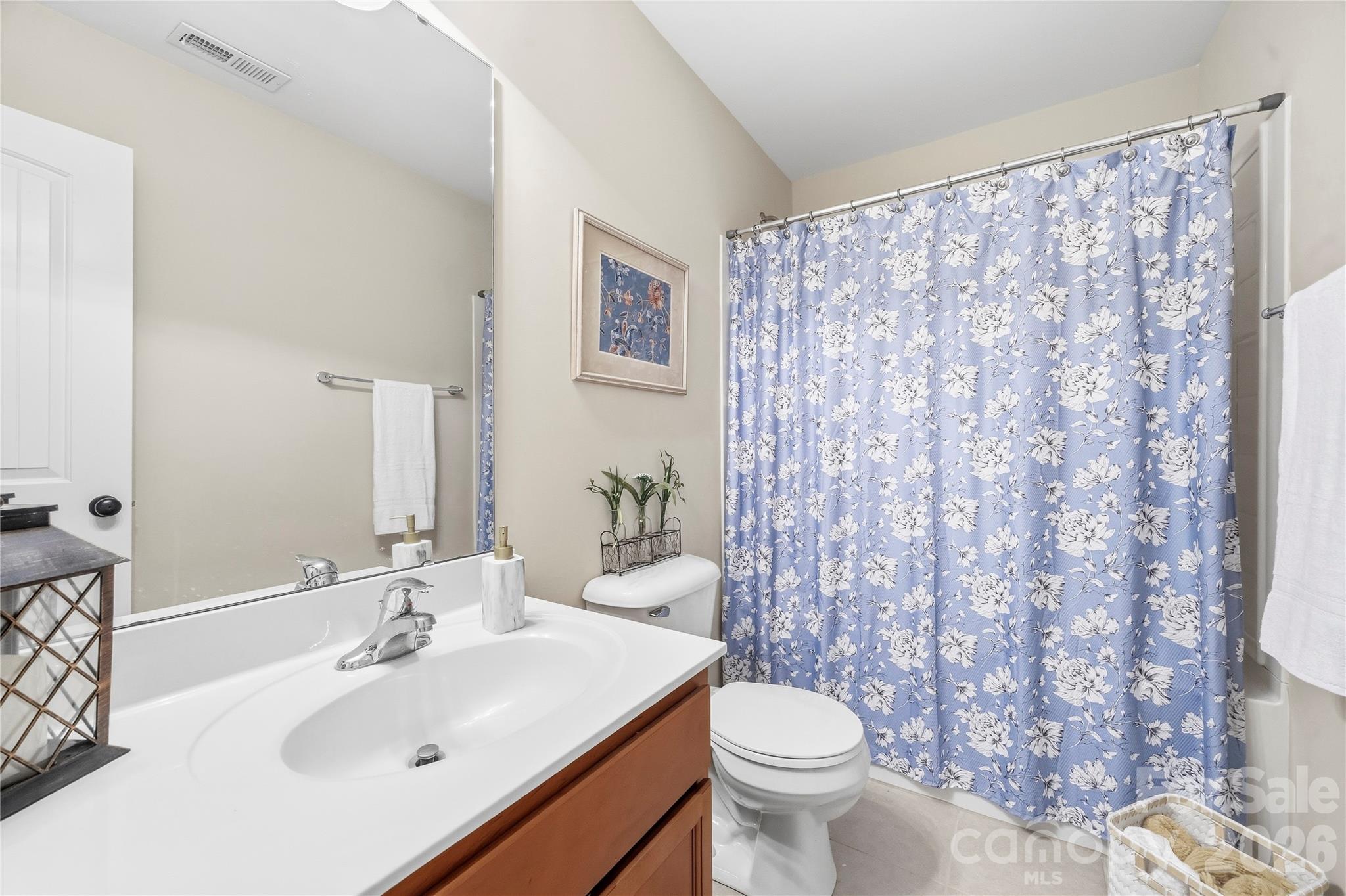 615 School House Lane Property Photo 24