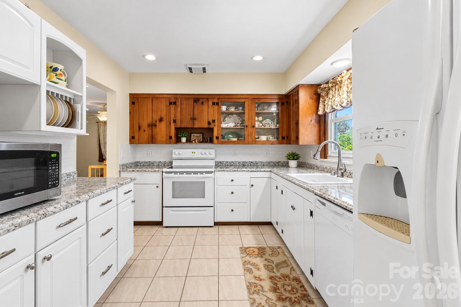 529 Alta Vista Drive Property Photo 7