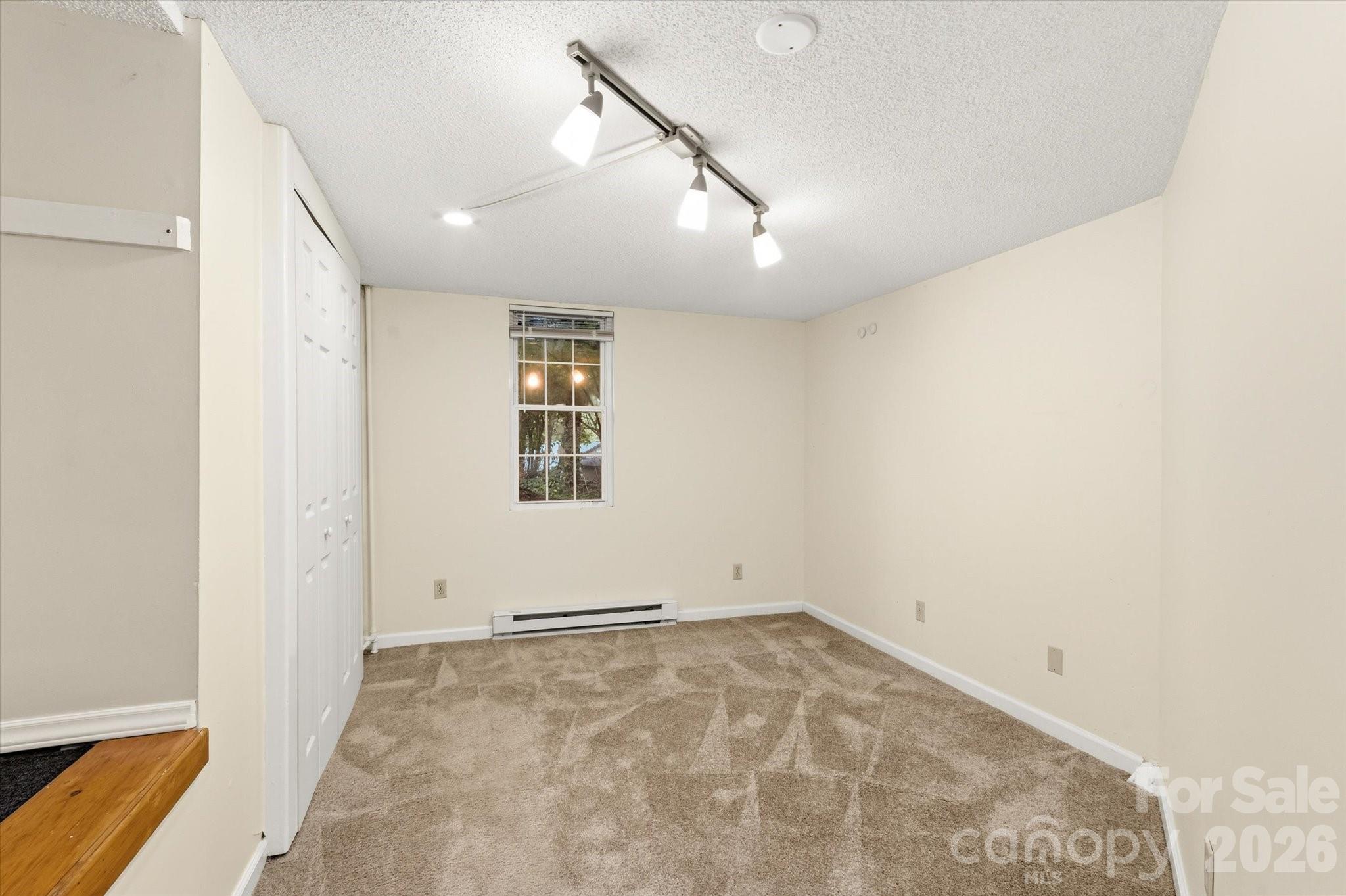 529 Alta Vista Drive Property Photo 21