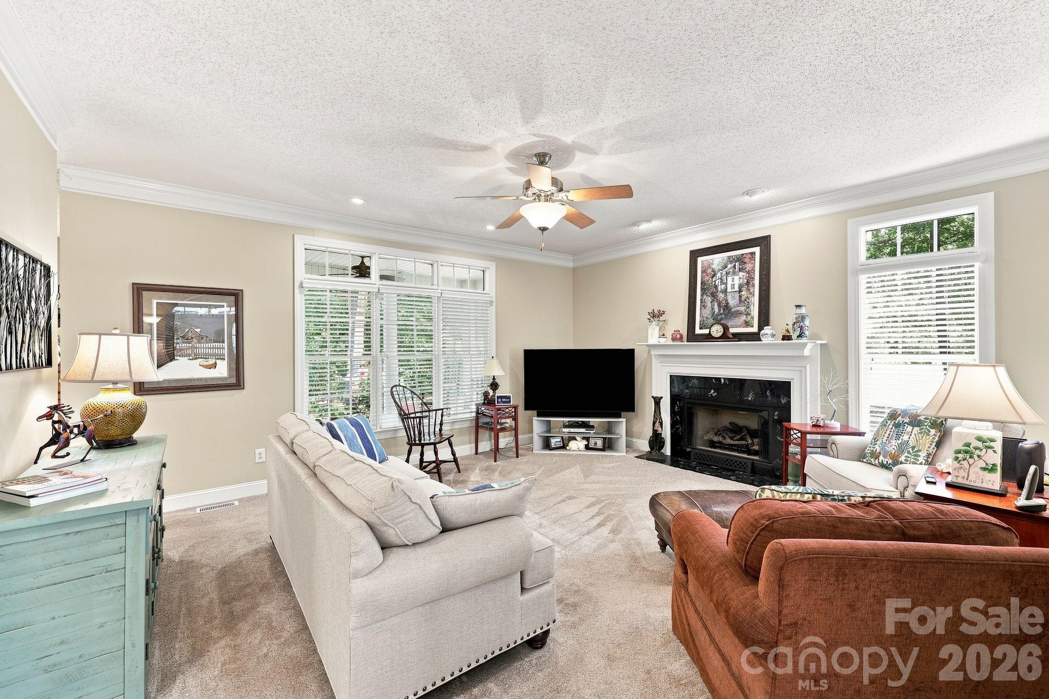 1075 Glenfield Drive Property Photo 13