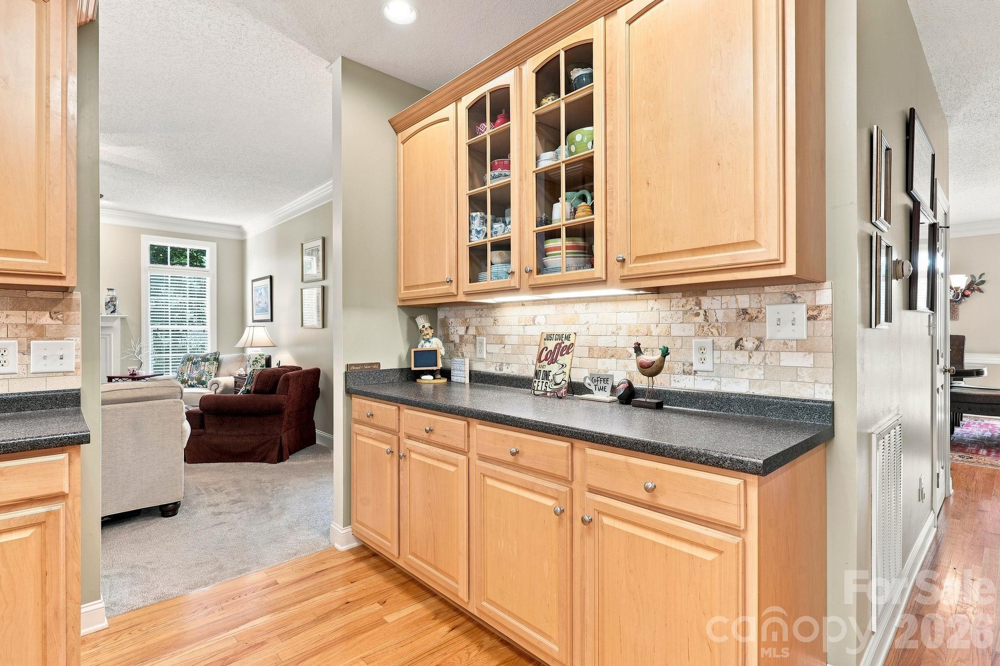 1075 Glenfield Drive Property Photo 19