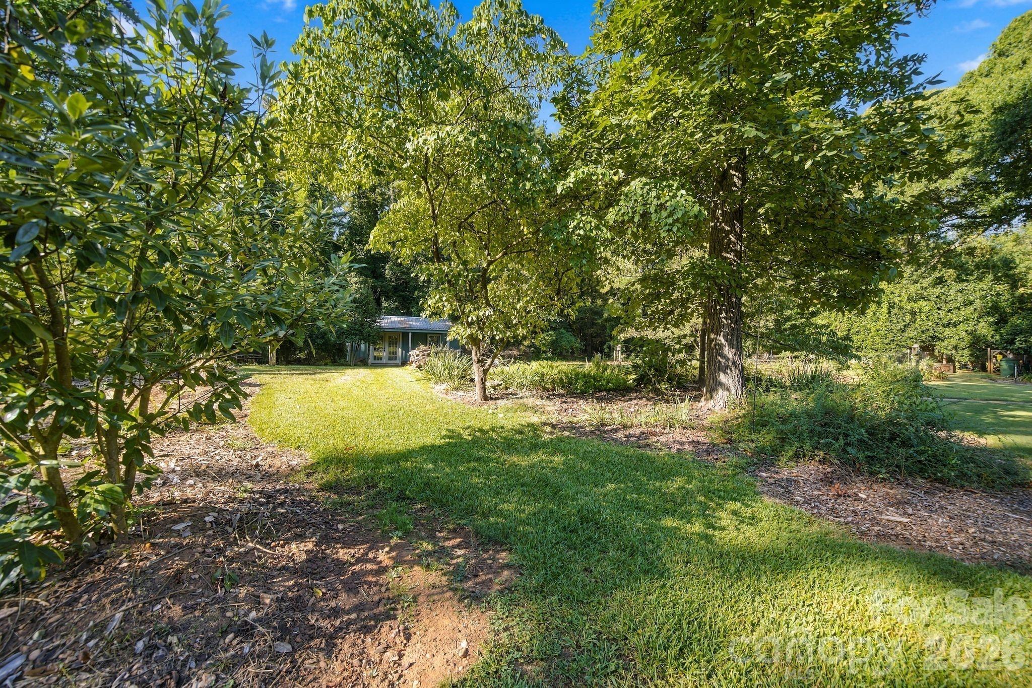 124 Oak Trail Property Photo 37