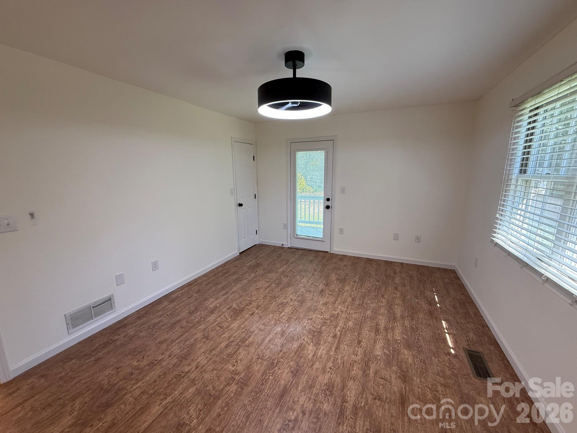 153 Locust Court Property Photo 18