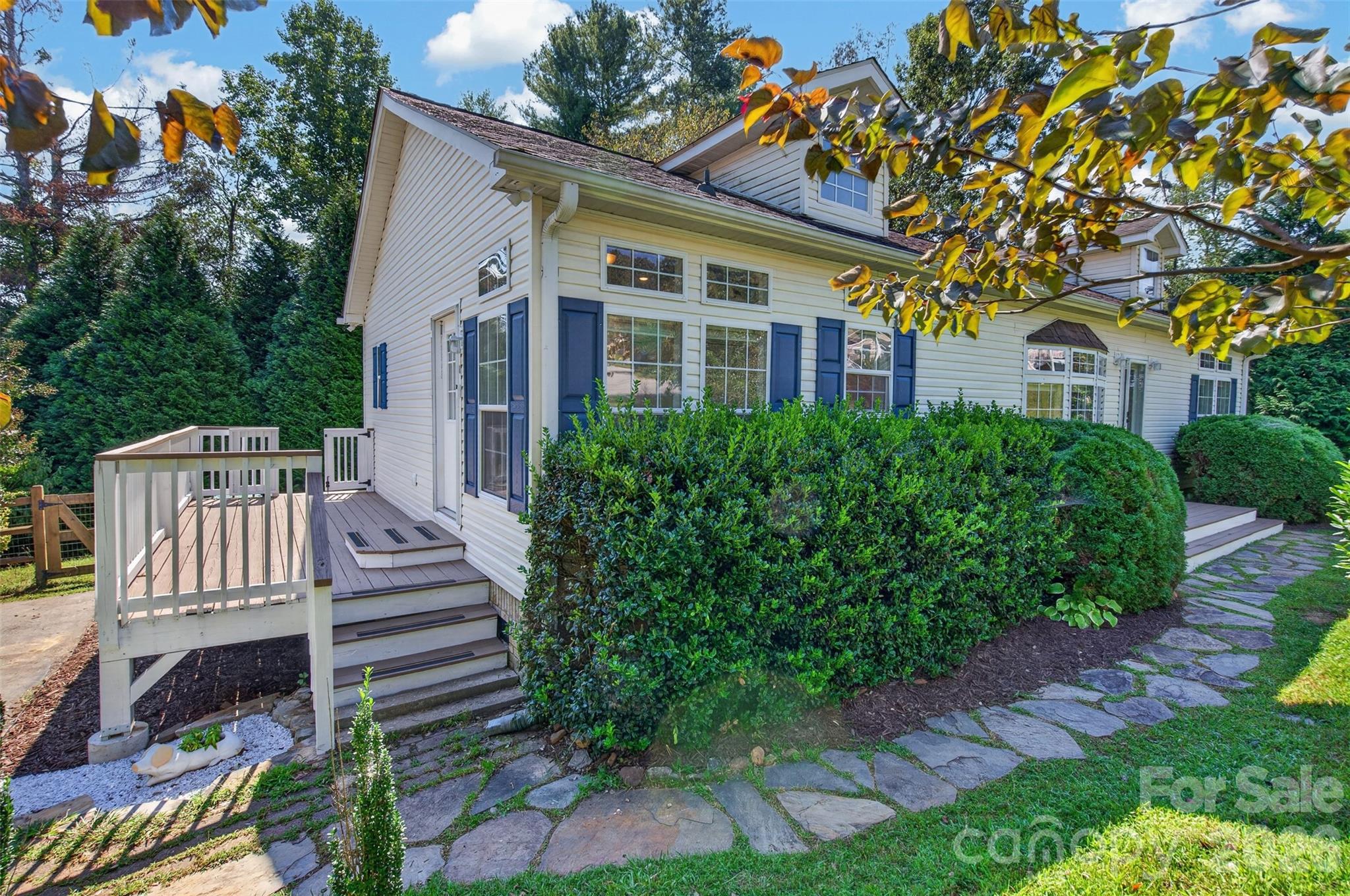6 Enochs Way Property Photo 1