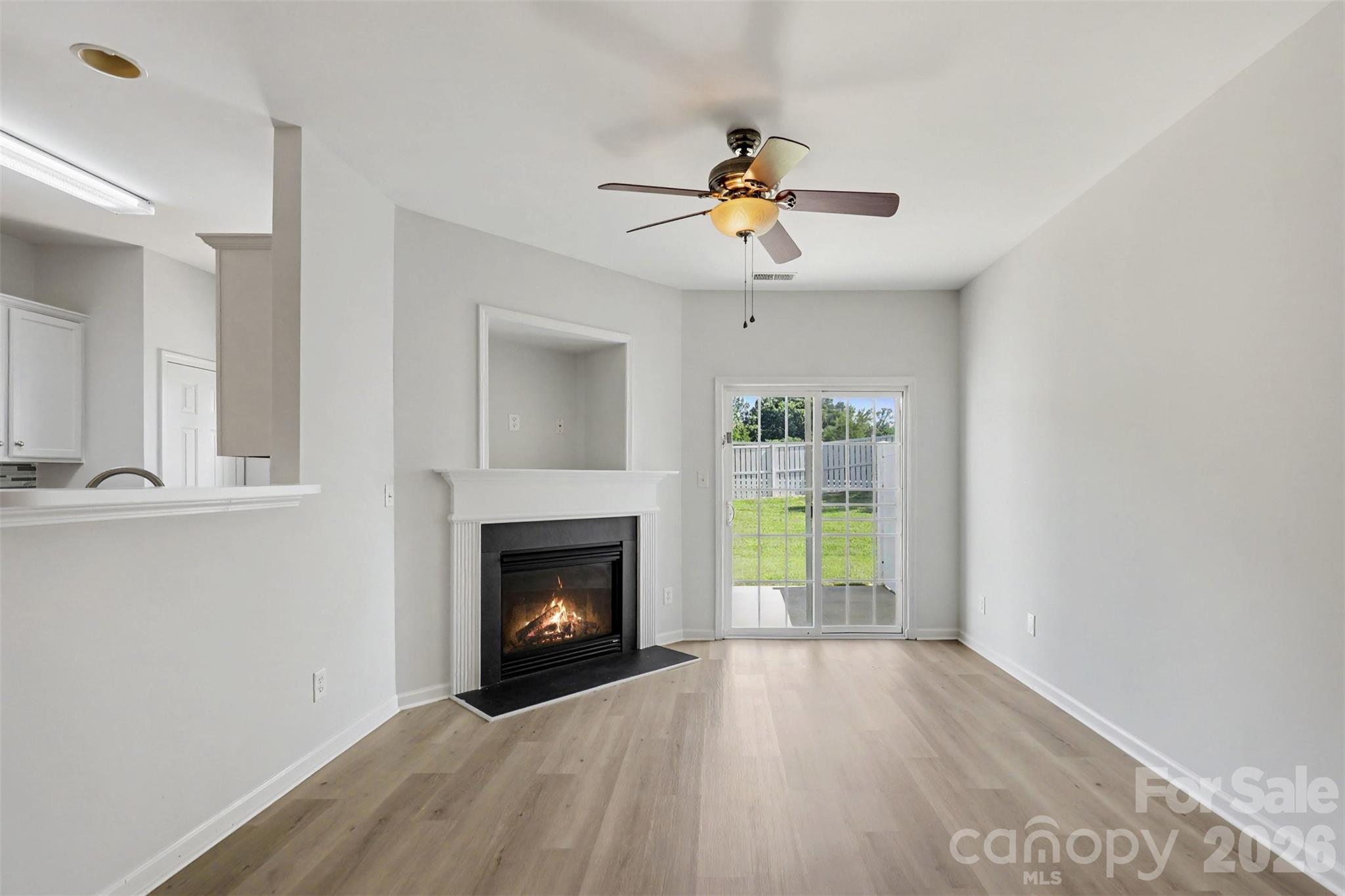 9610 Walkers Glen Drive Property Photo 5