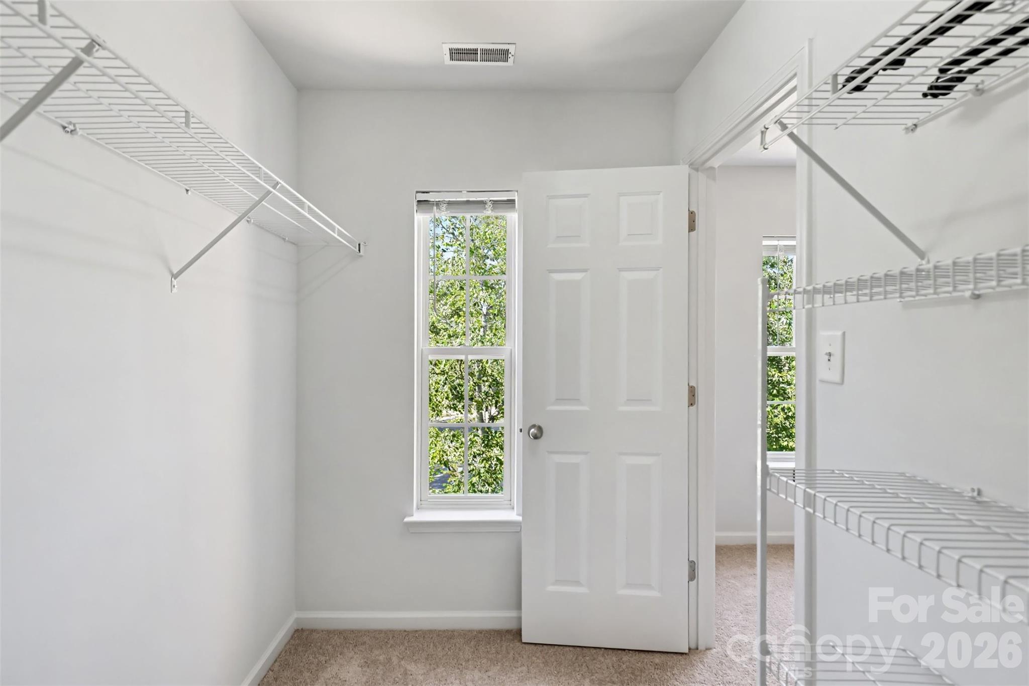9610 Walkers Glen Drive Property Photo 17