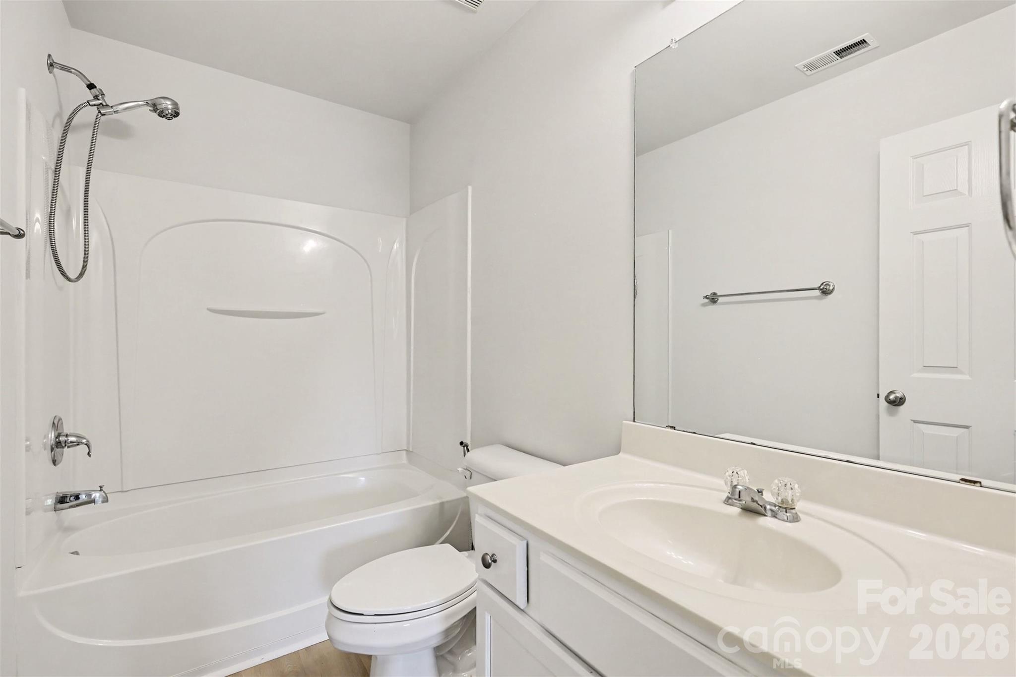 9610 Walkers Glen Drive Property Photo 27