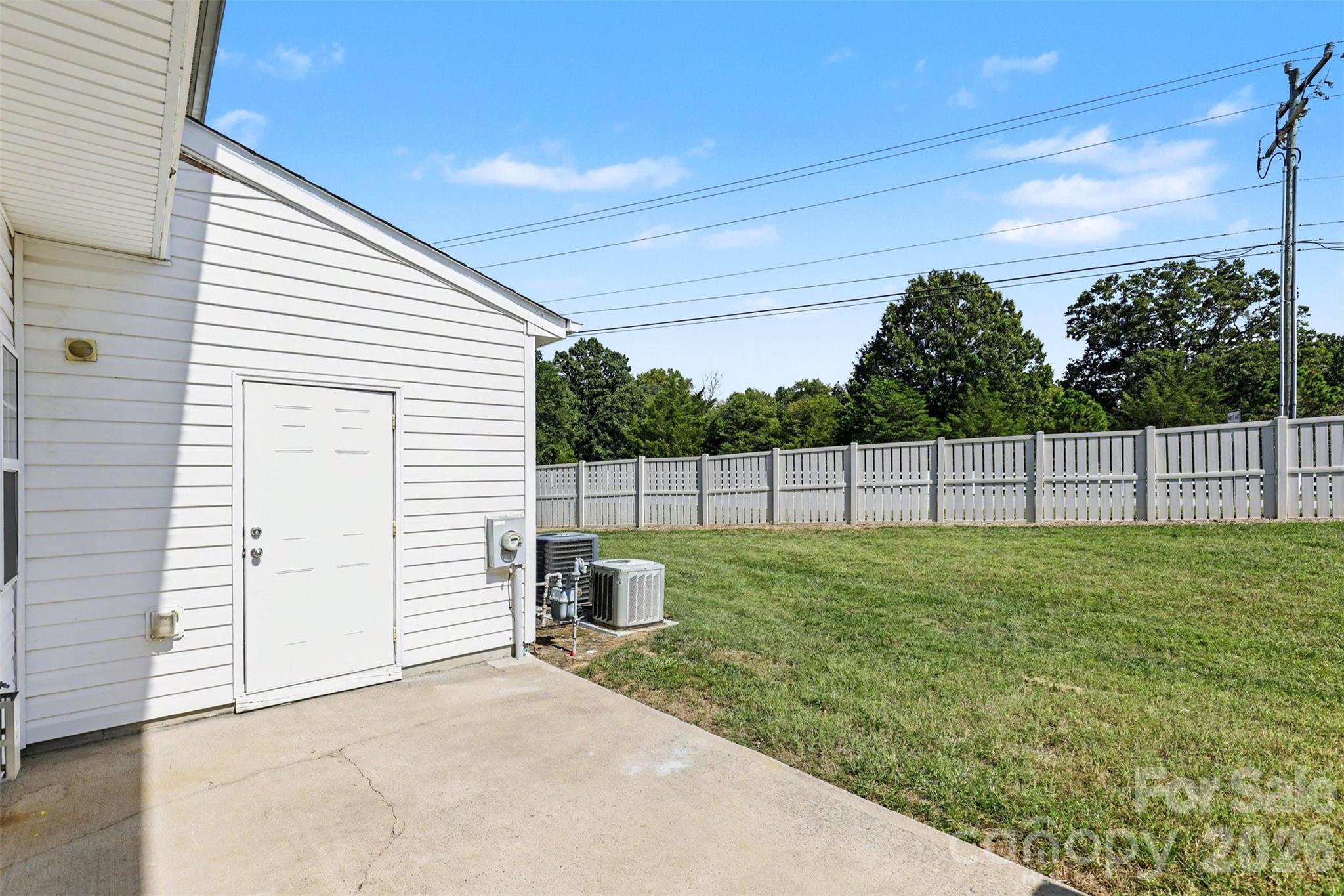 9610 Walkers Glen Drive Property Photo 28