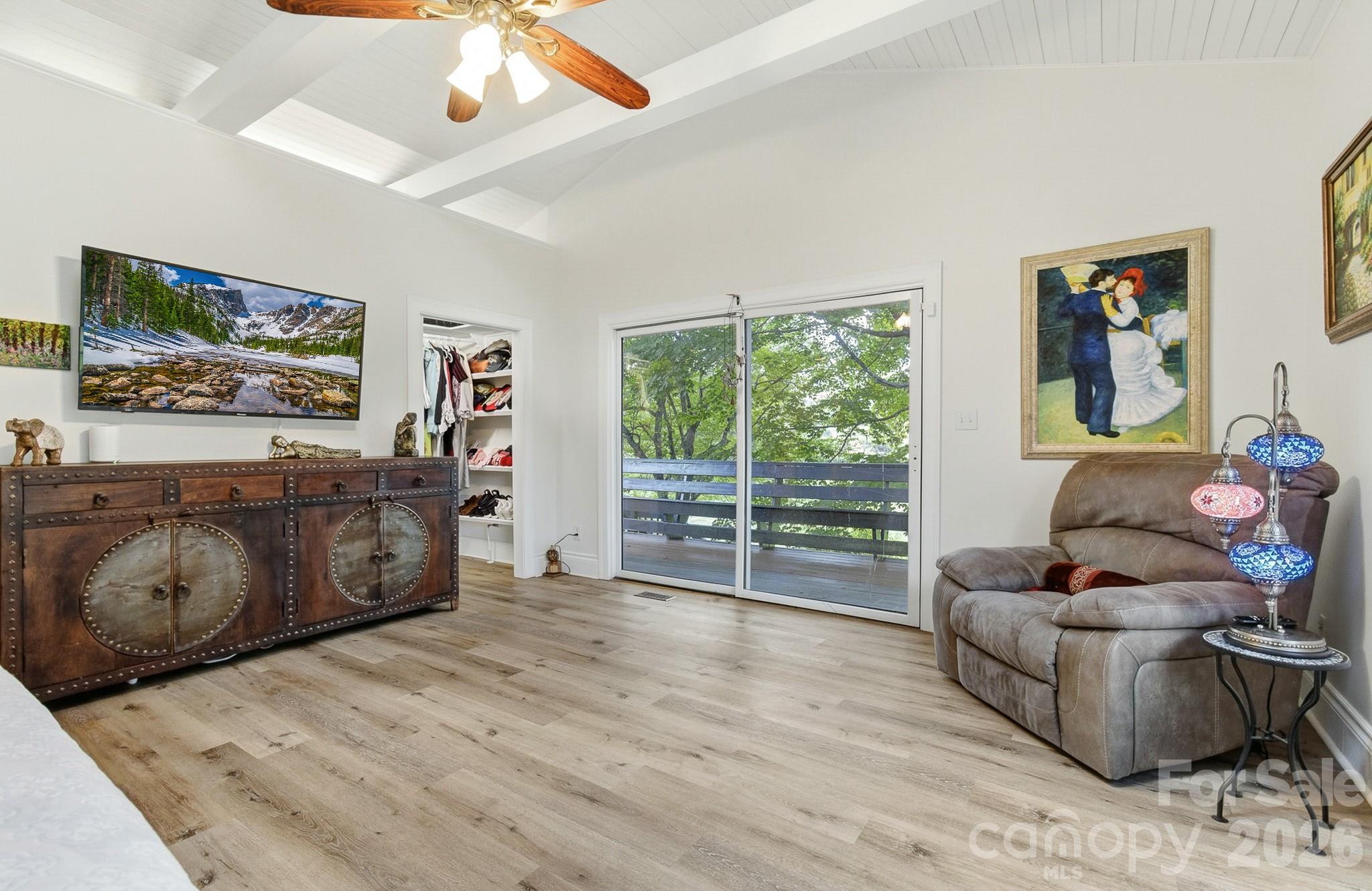211 Pinner Road Property Photo 5