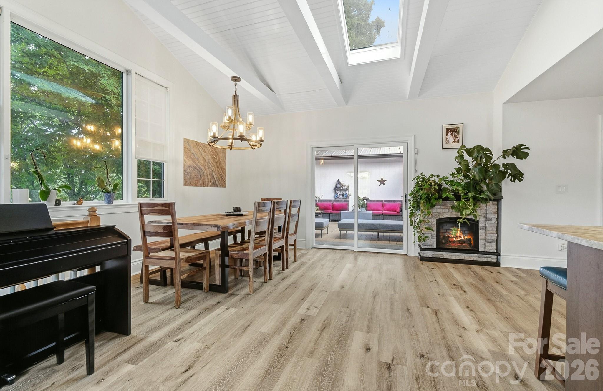 211 Pinner Road Property Photo 14