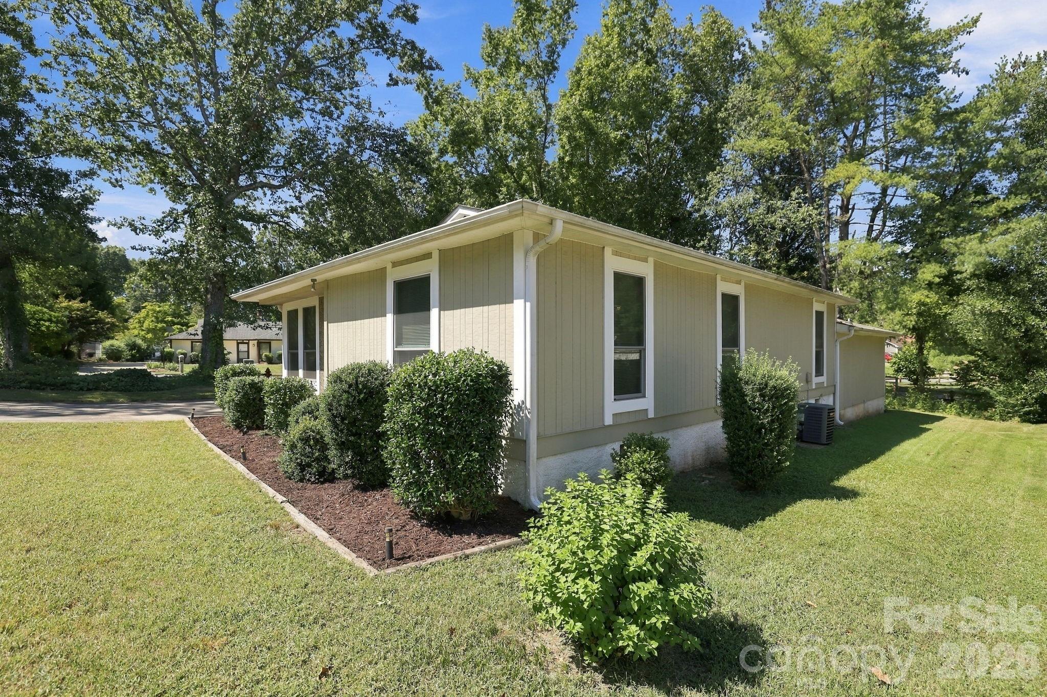 1619 Rhyne Carter Road Property Photo 23