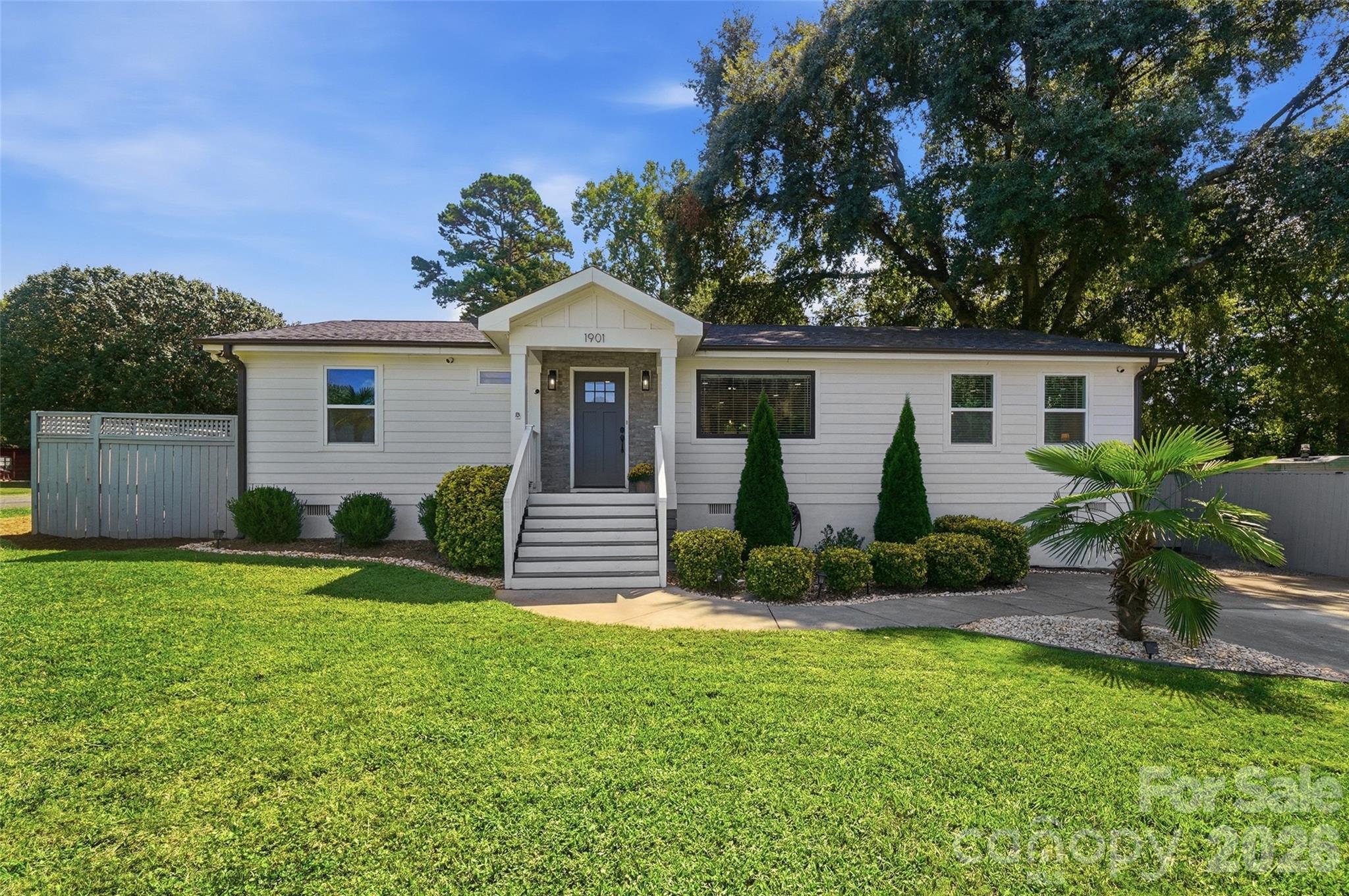 1901 Clearwood Lane Property Photo 1