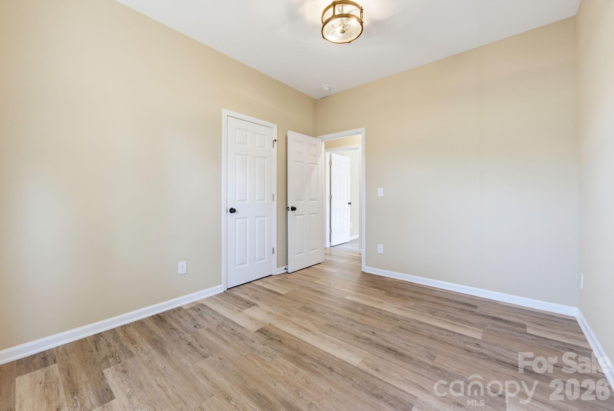 611 E Sanders Road Property Photo 22