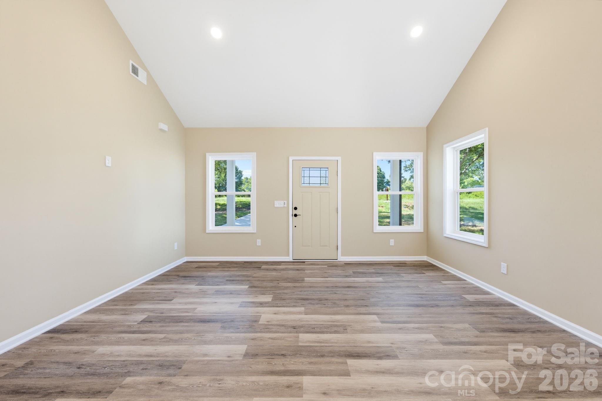 611 E Sanders Road Property Photo 25