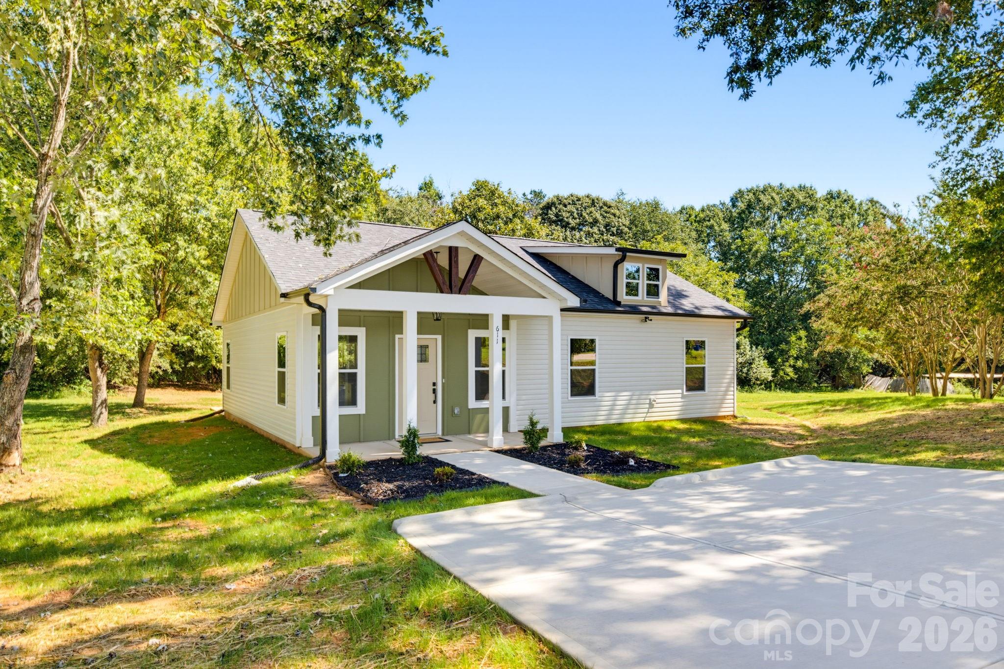 611 E Sanders Road Property Photo 34
