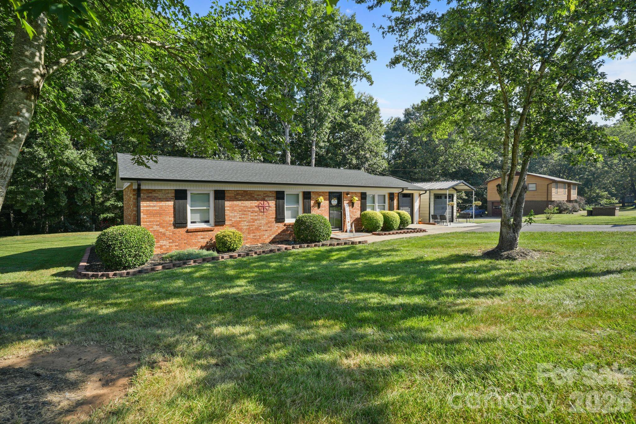 2428 Side Lane Property Photo 2