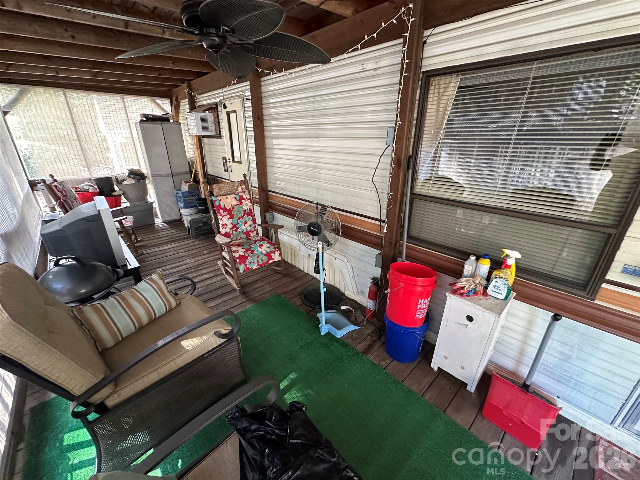 114 Pine Street Property Photo 14