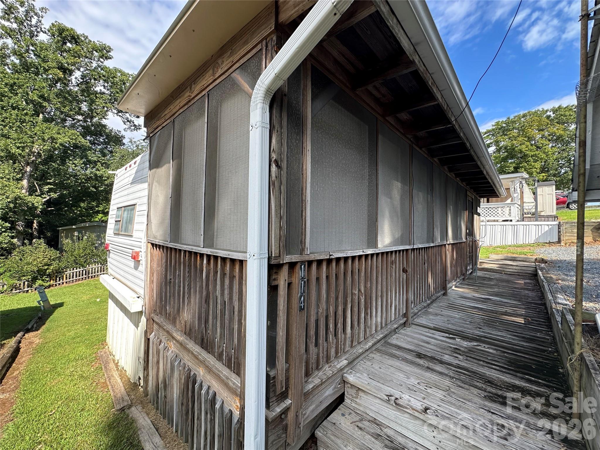 114 Pine Street Property Photo 18