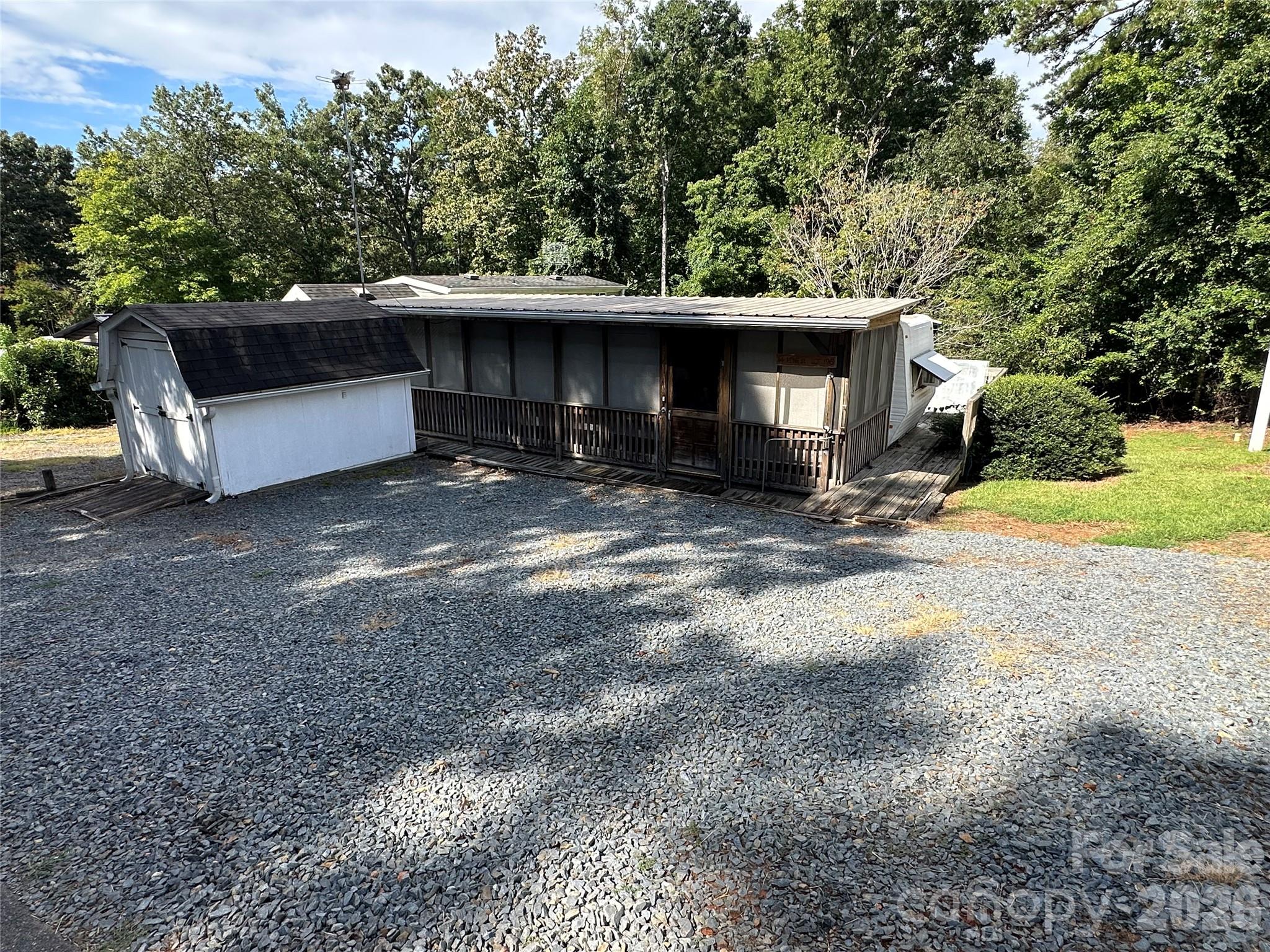 114 Pine Street Property Photo 24