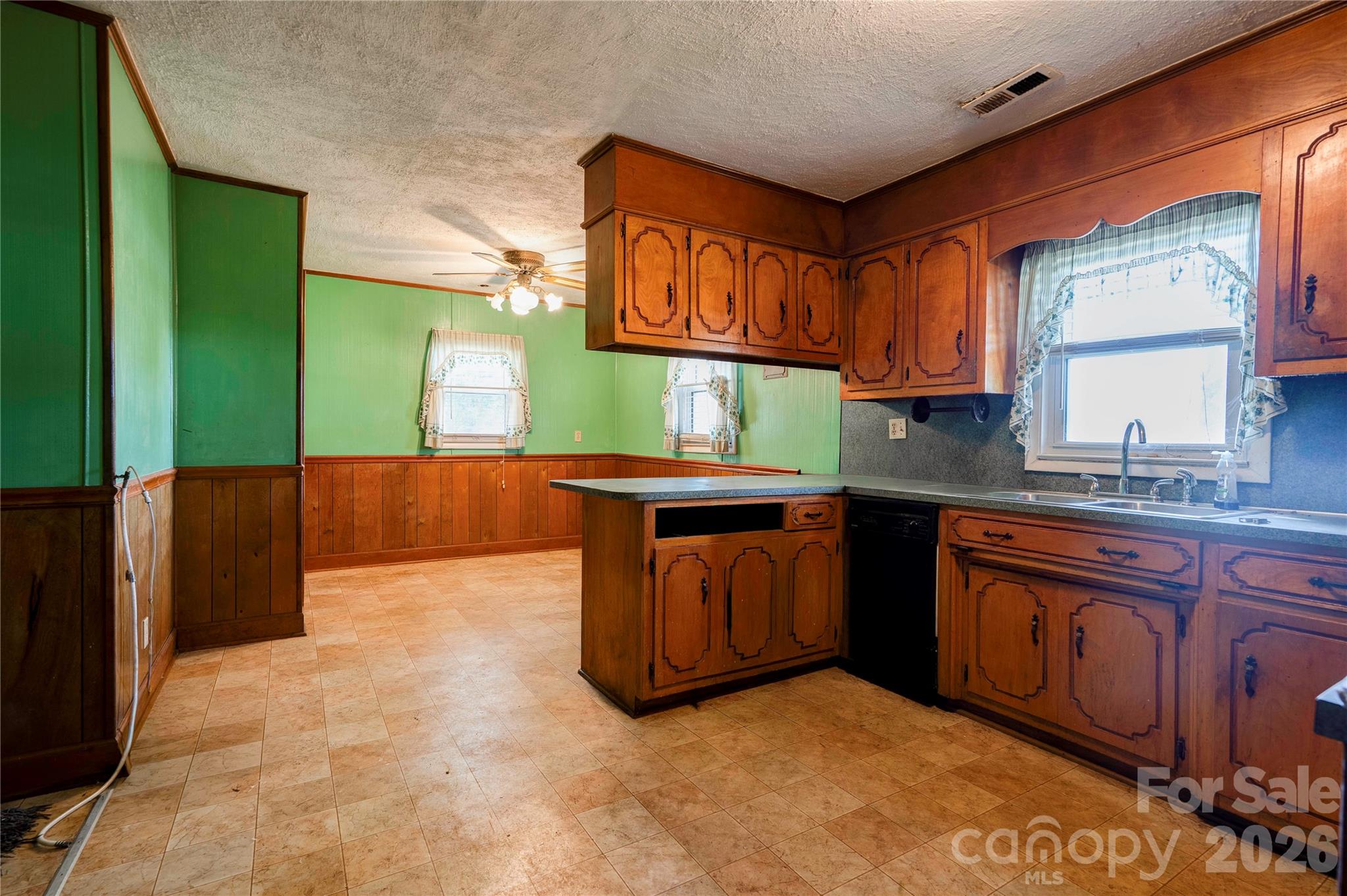 4538 Fallston Road Property Photo 7
