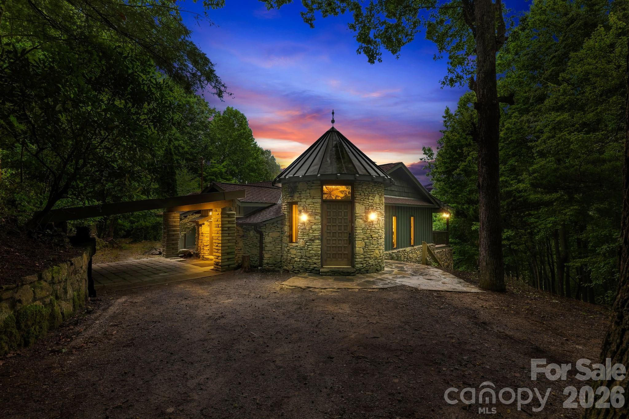 284 Indian Cave Park Road Property Photo 1