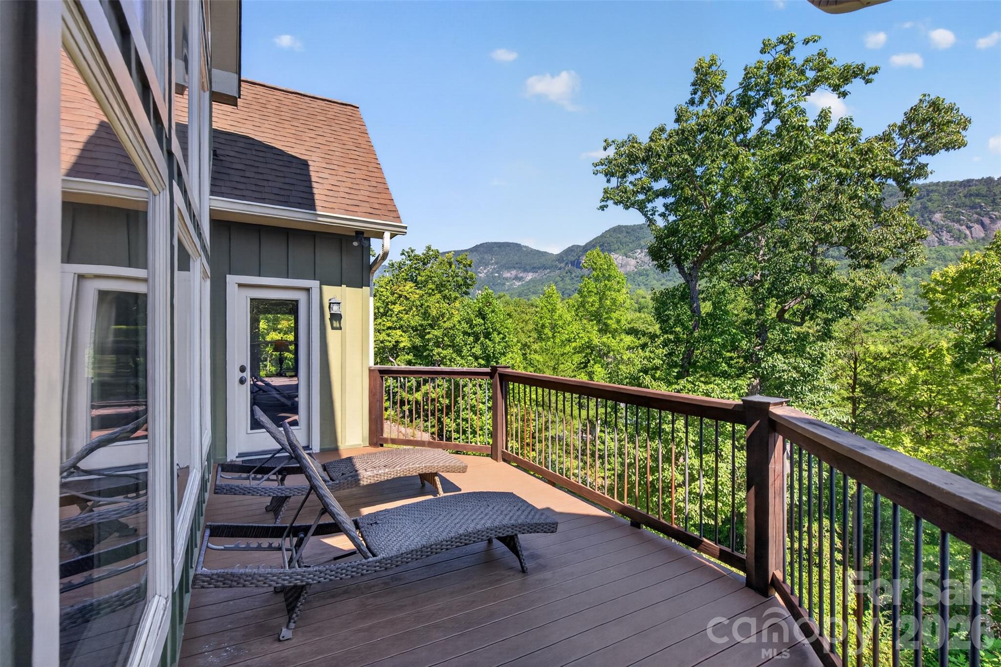 343 Garden Lane Property Photo 1