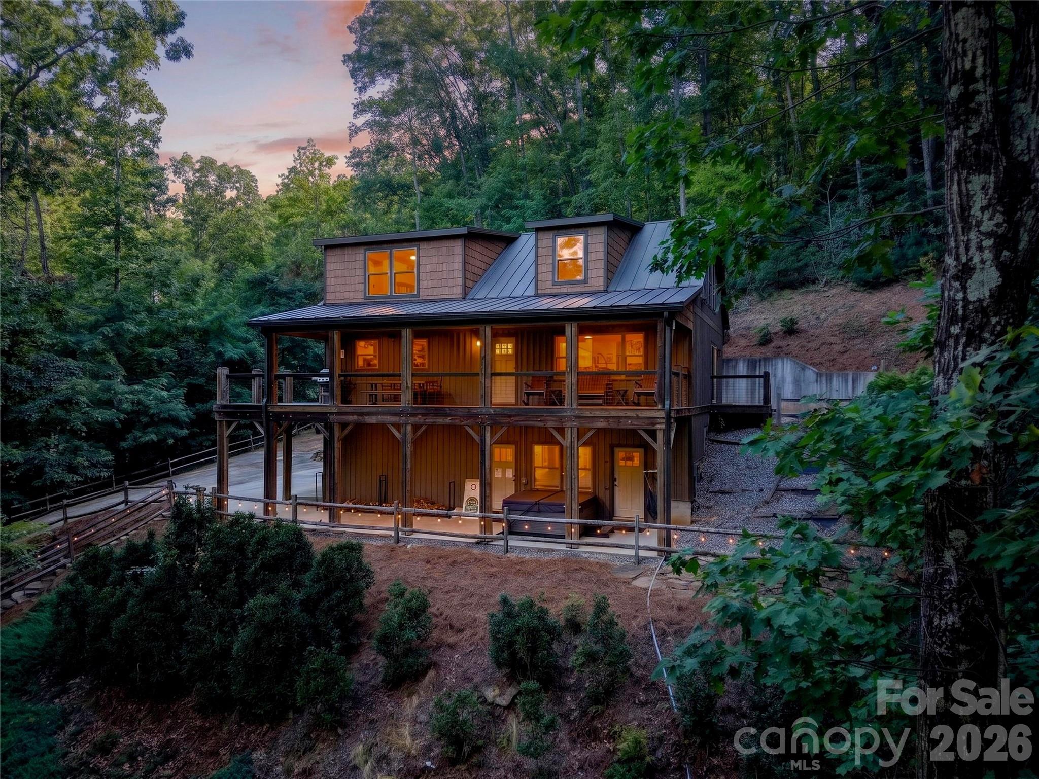 3050 Green River Cove Road Property Photo 1
