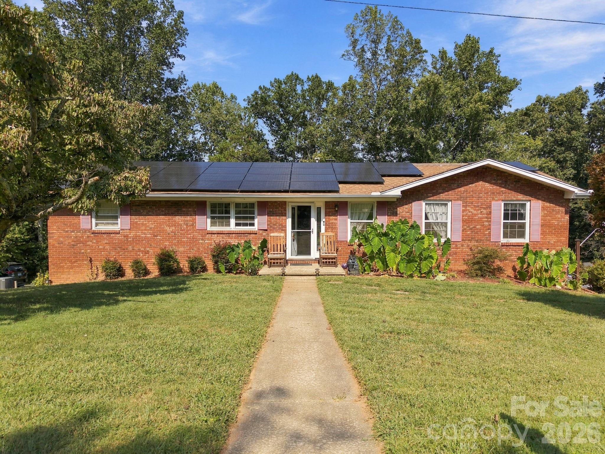 7 Fieldcrest Circle
