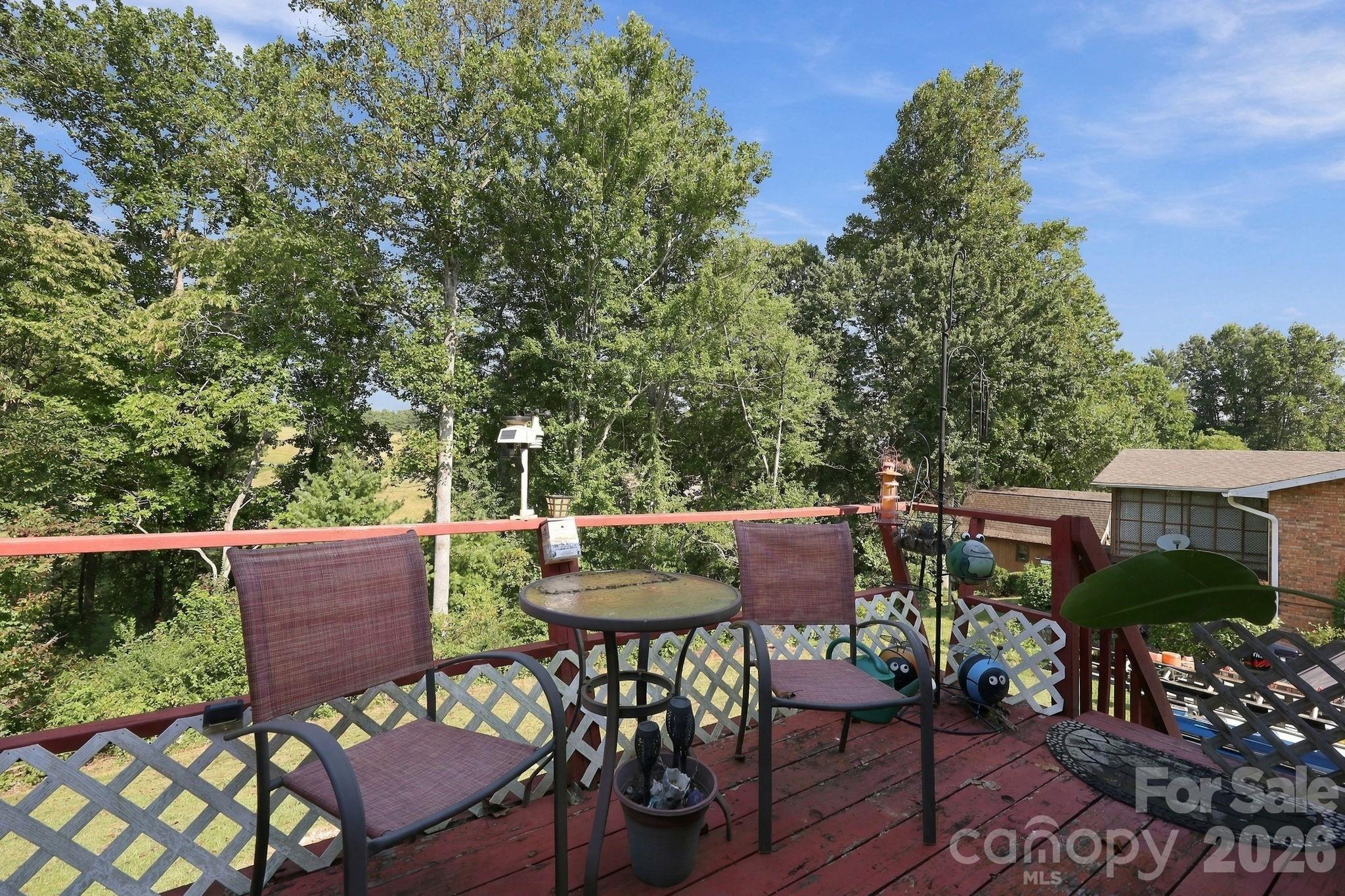 7 Fieldcrest Circle Property Photo 24