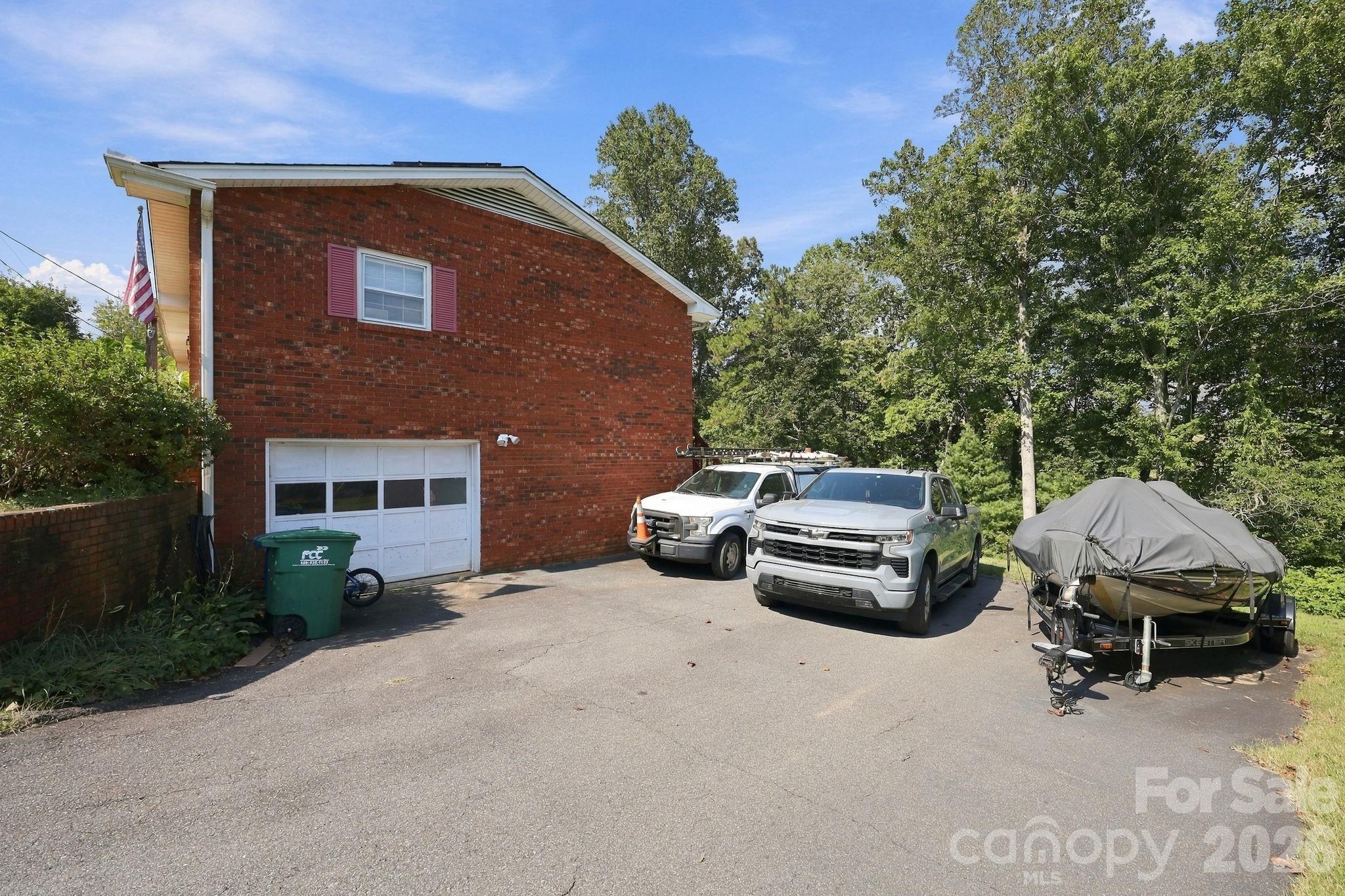 7 Fieldcrest Circle Property Photo 26