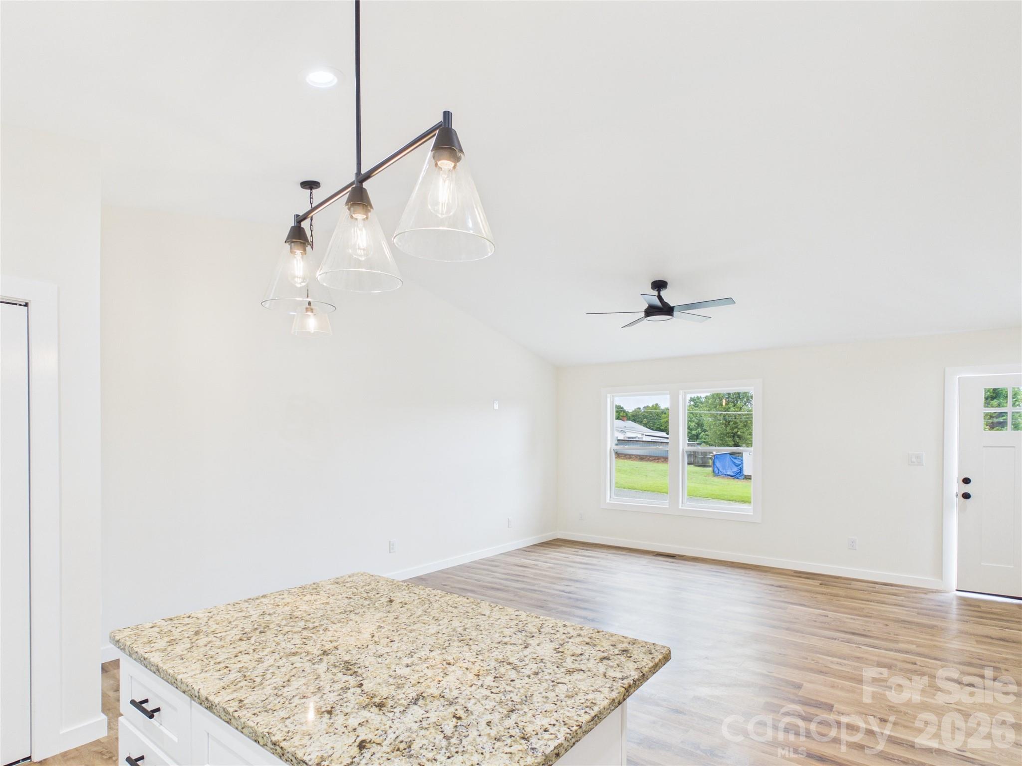 210 22nd Avenue Place Property Photo 11