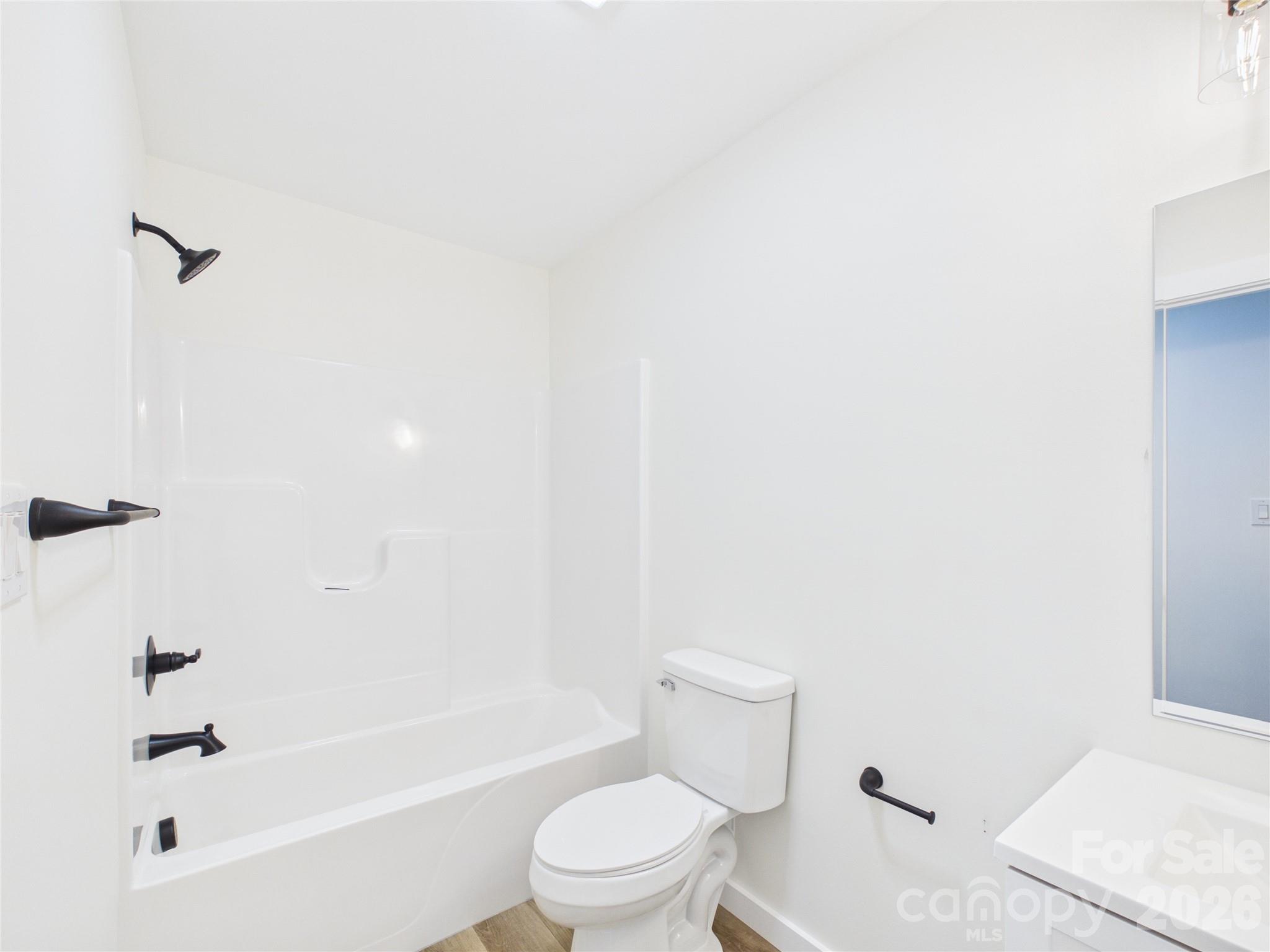 210 22nd Avenue Place Property Photo 16