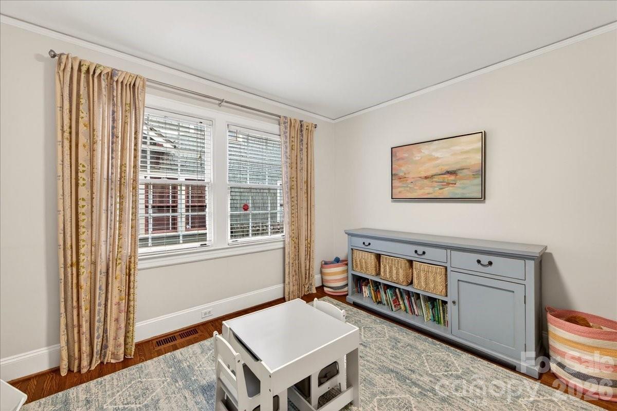 2121 Charlotte Drive Property Photo 22