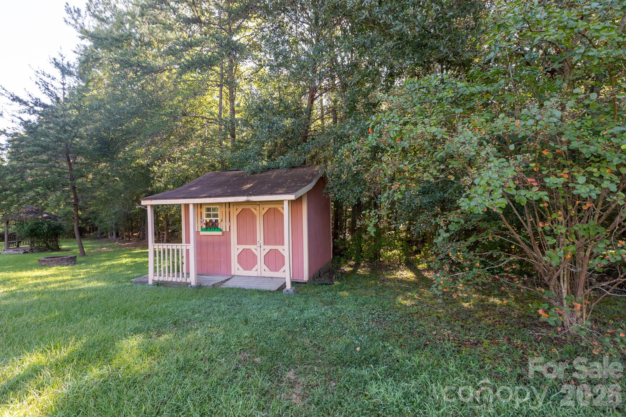 2818 Baird Road 7 Property Photo 5