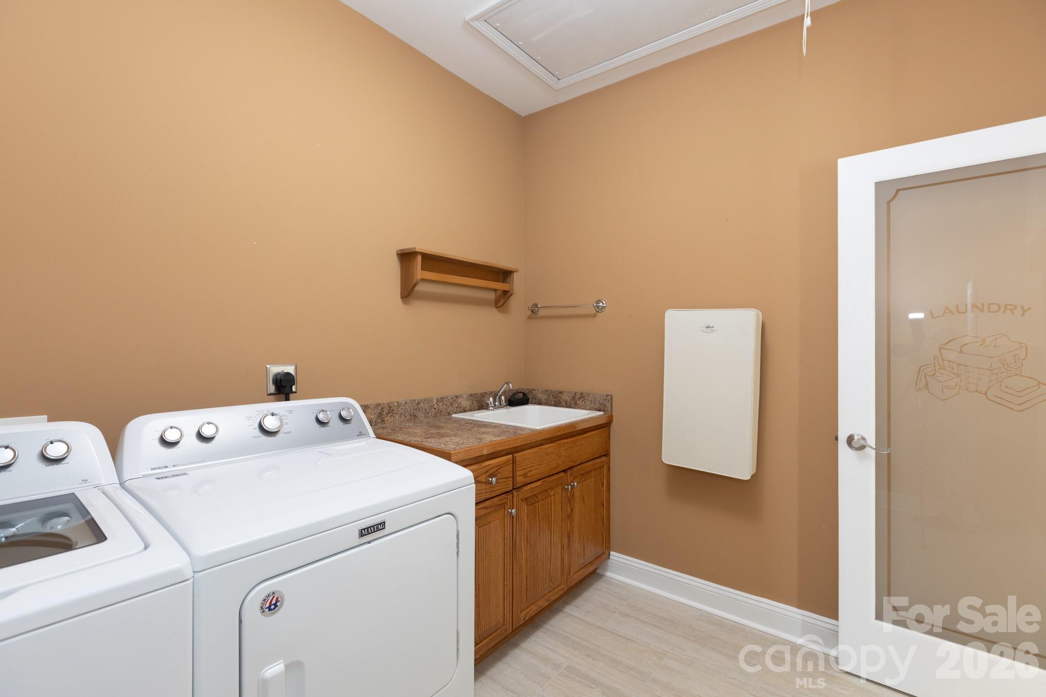 2818 Baird Road 7 Property Photo 25