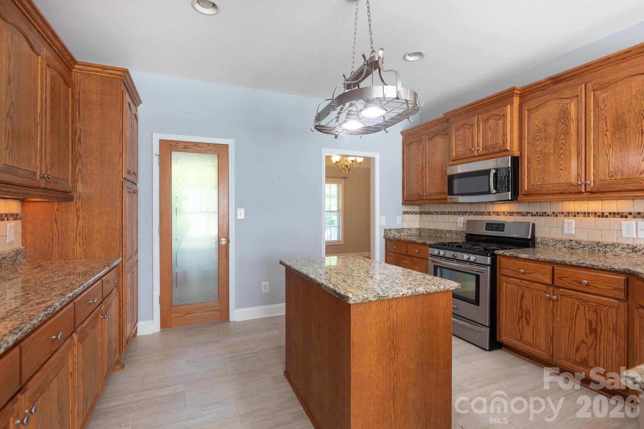 2818 Baird Road 7 Property Photo 30