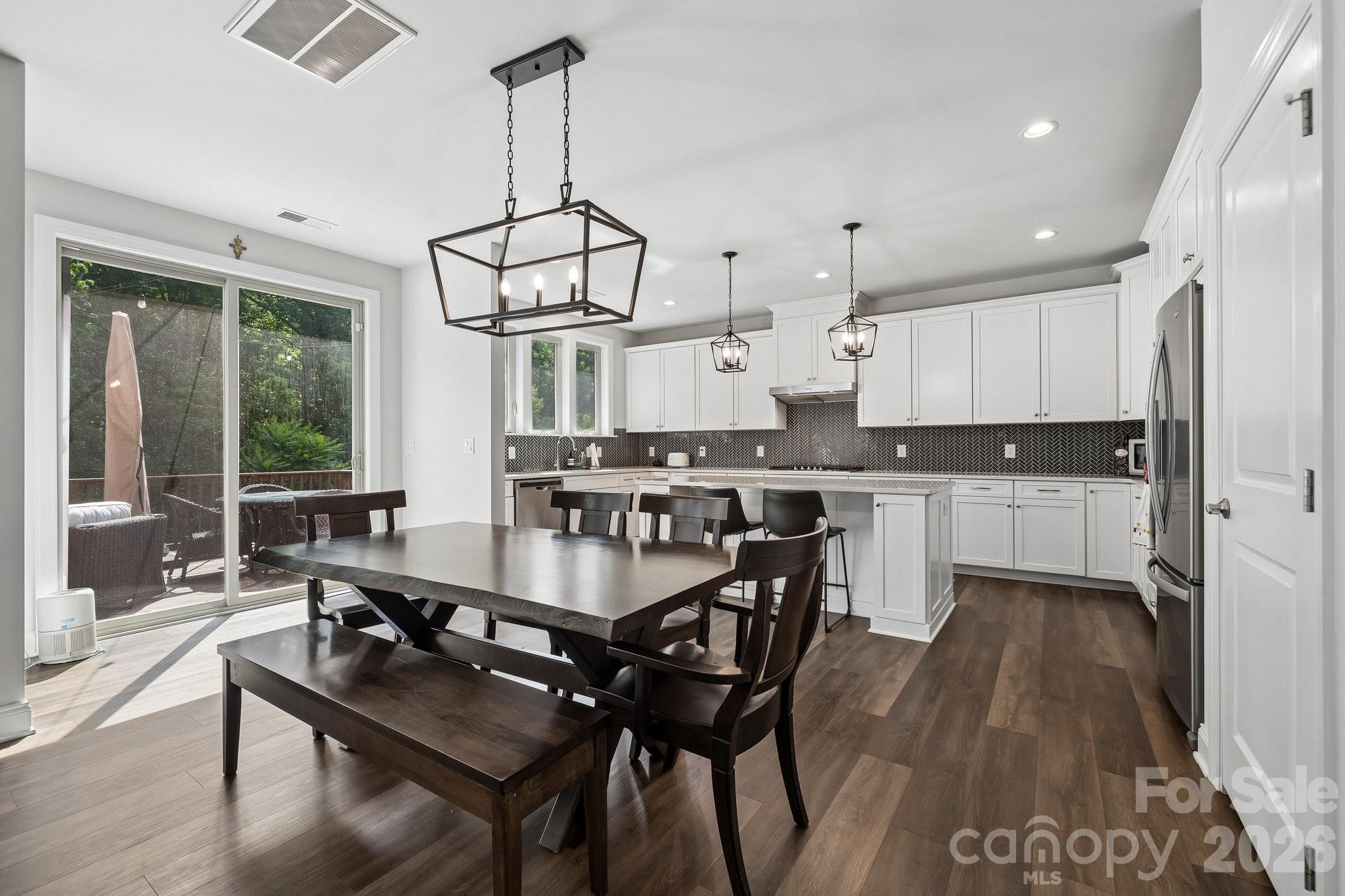 263 Forsythia Lane Property Photo 12