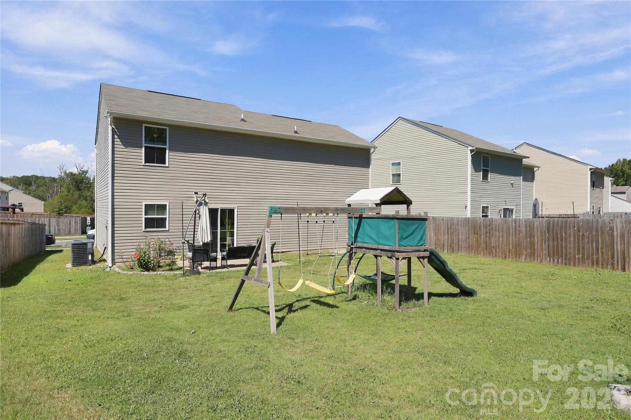 2438 Thorn Spring Lane Property Photo 19