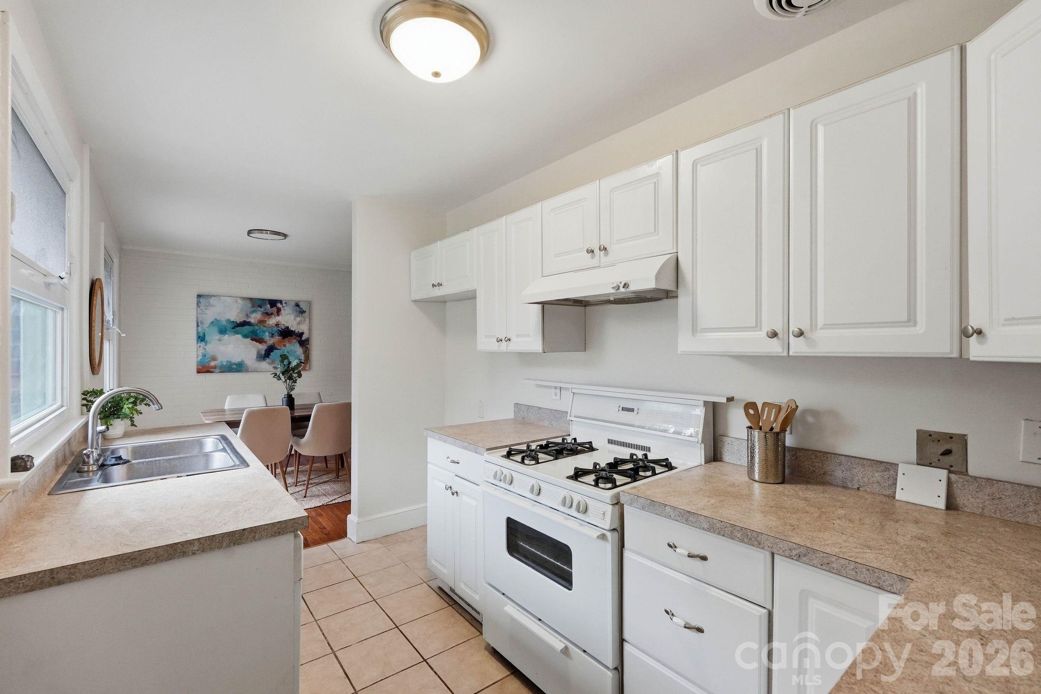 4206 Randolph Road Property Photo 16