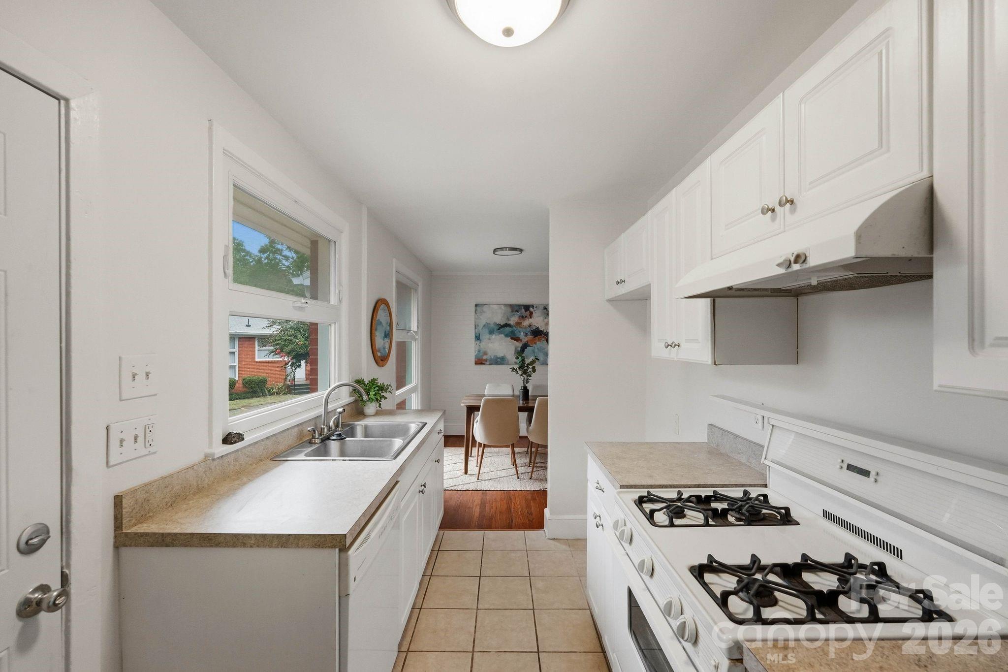 4206 Randolph Road Property Photo 18