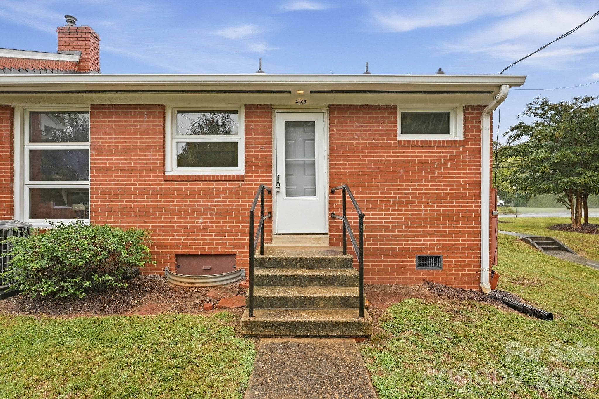 4206 Randolph Road Property Photo 24