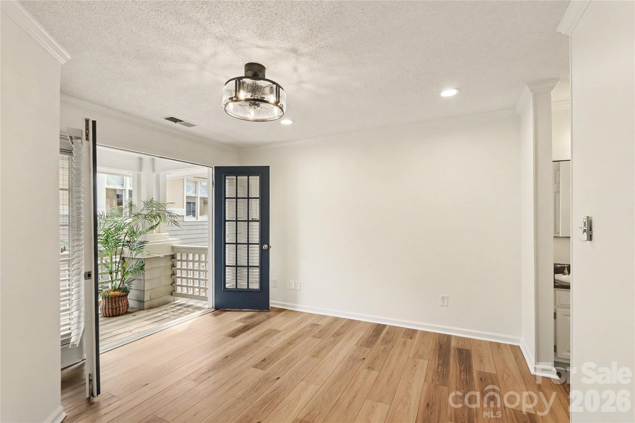 222 Queens Road 66 Property Photo 8