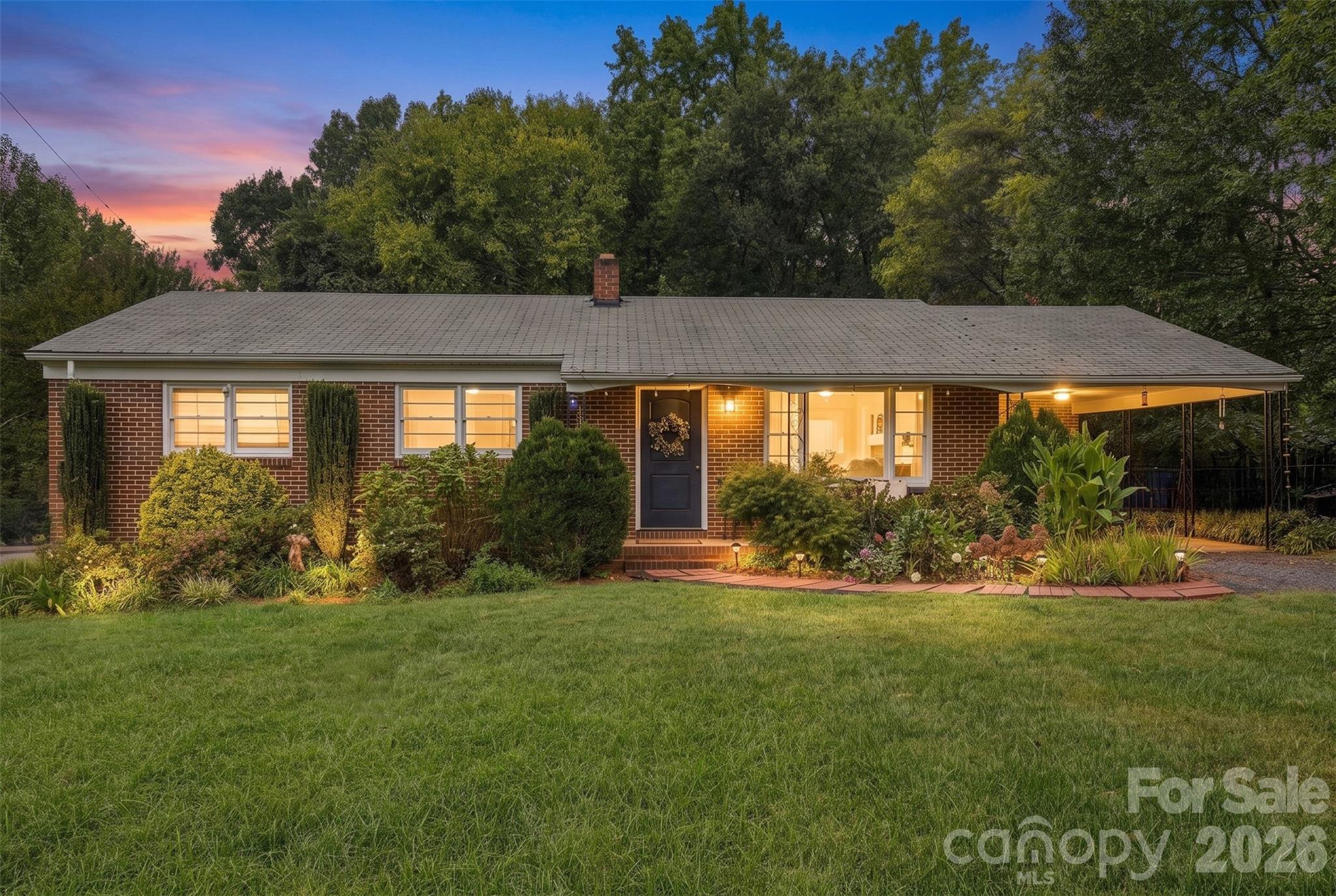 561 Forest Way Drive Property Photo 26