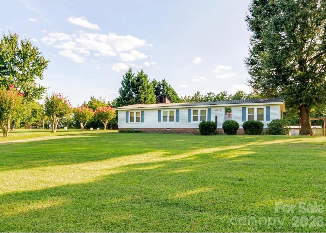 3322 Morehead Road Property Photo 16