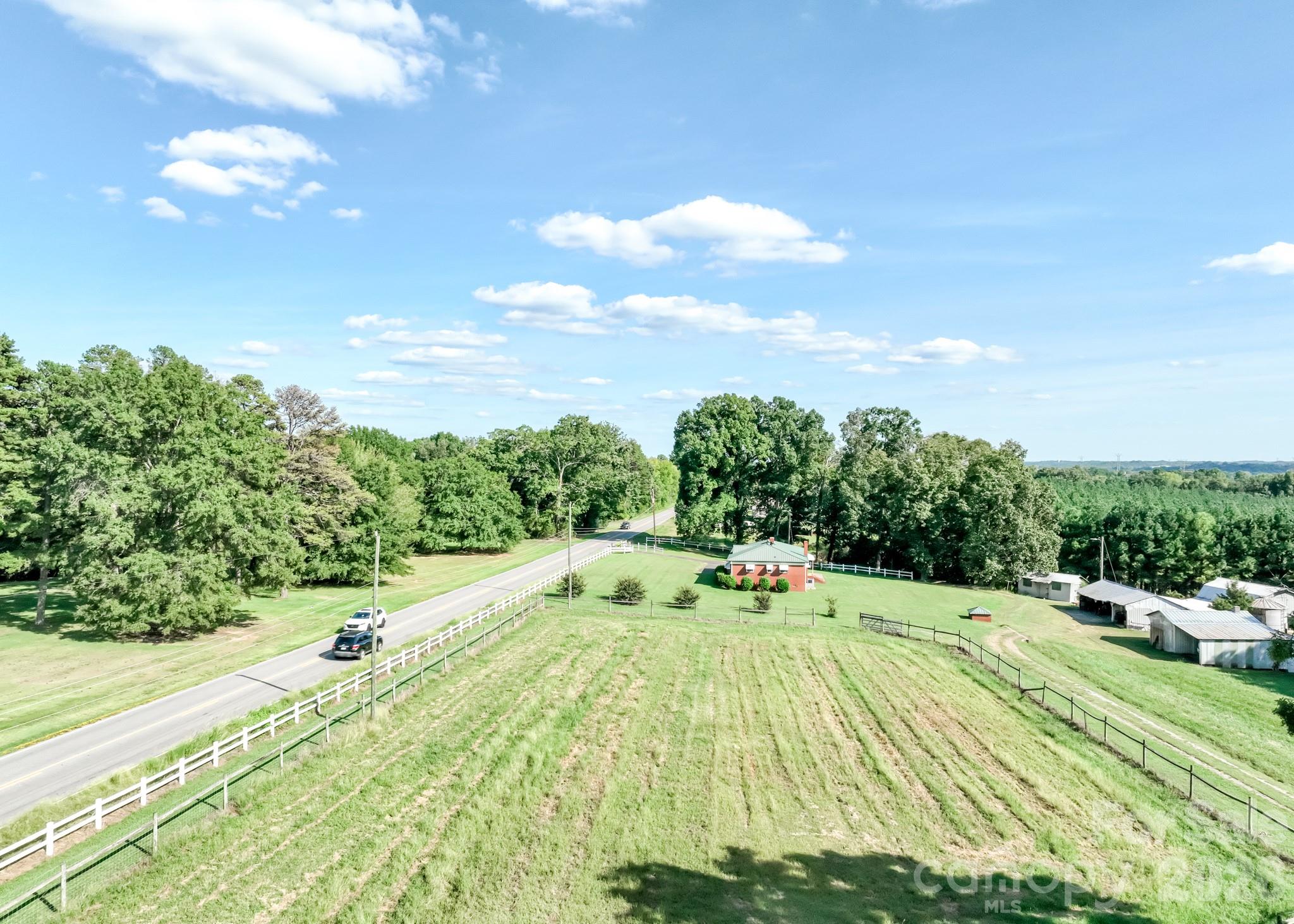 3322 Morehead Road Property Photo 26