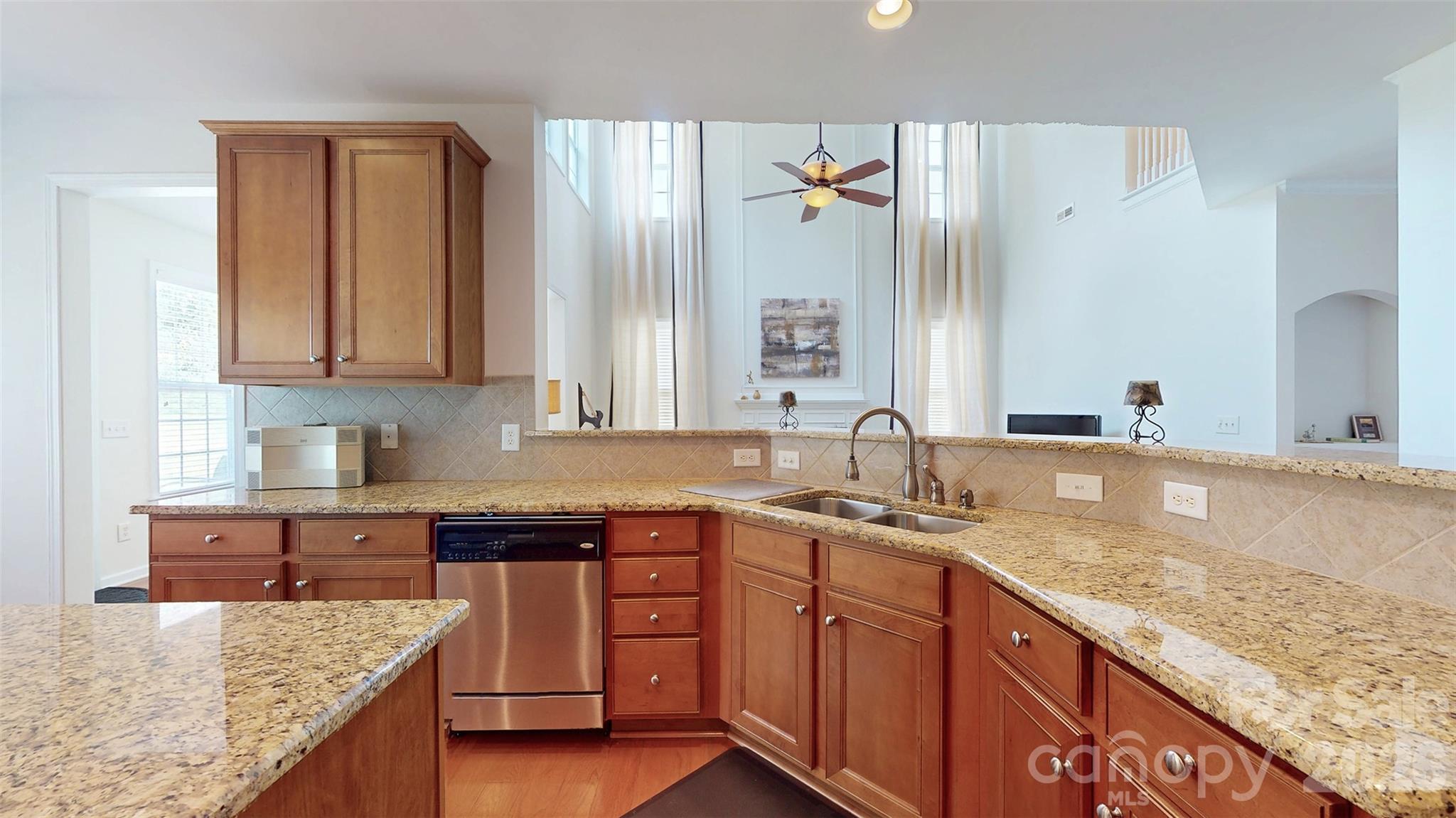 6005 Lillyshire Place 167 Property Photo 10