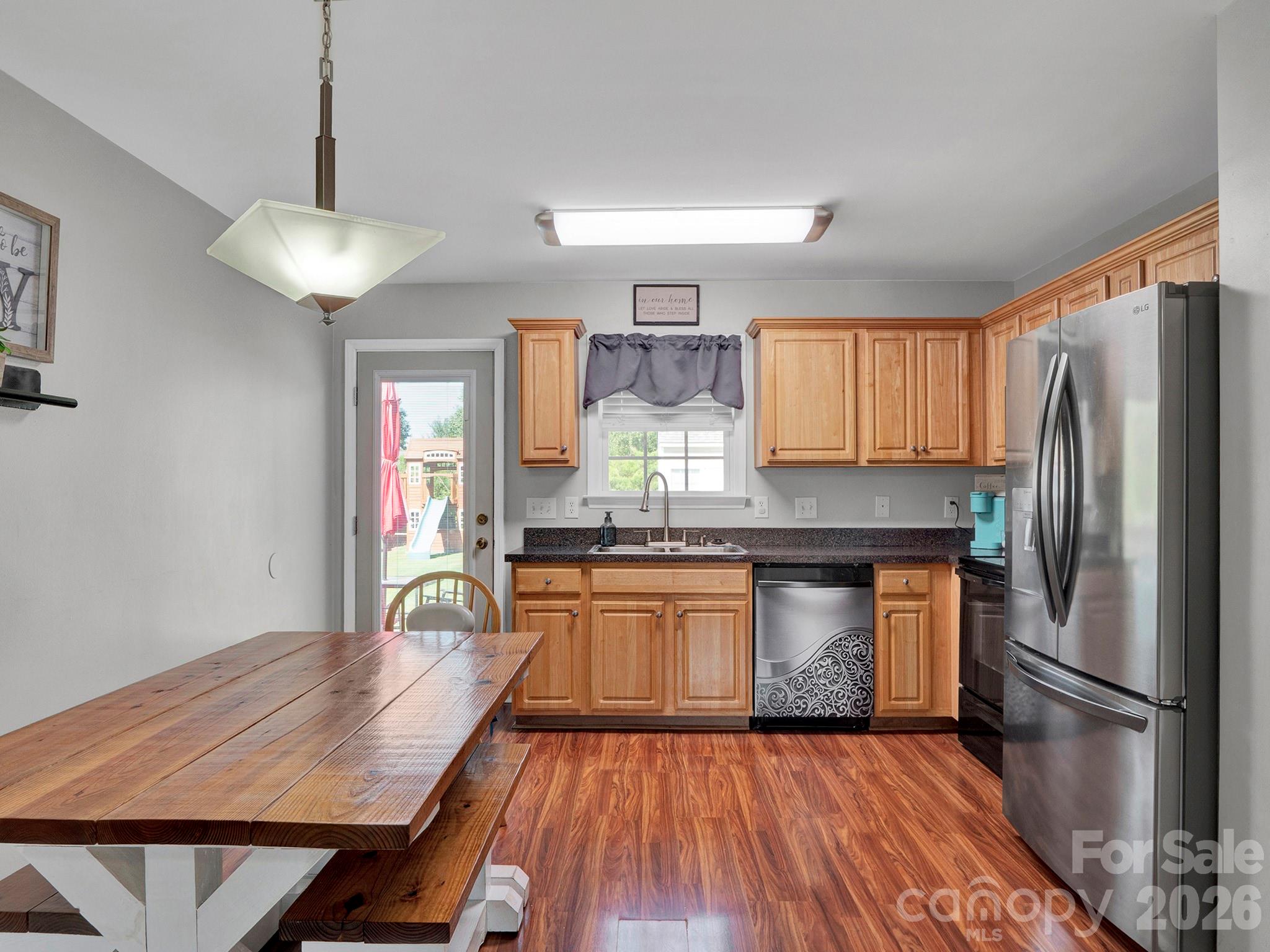 311 Dexter Place Property Photo 10