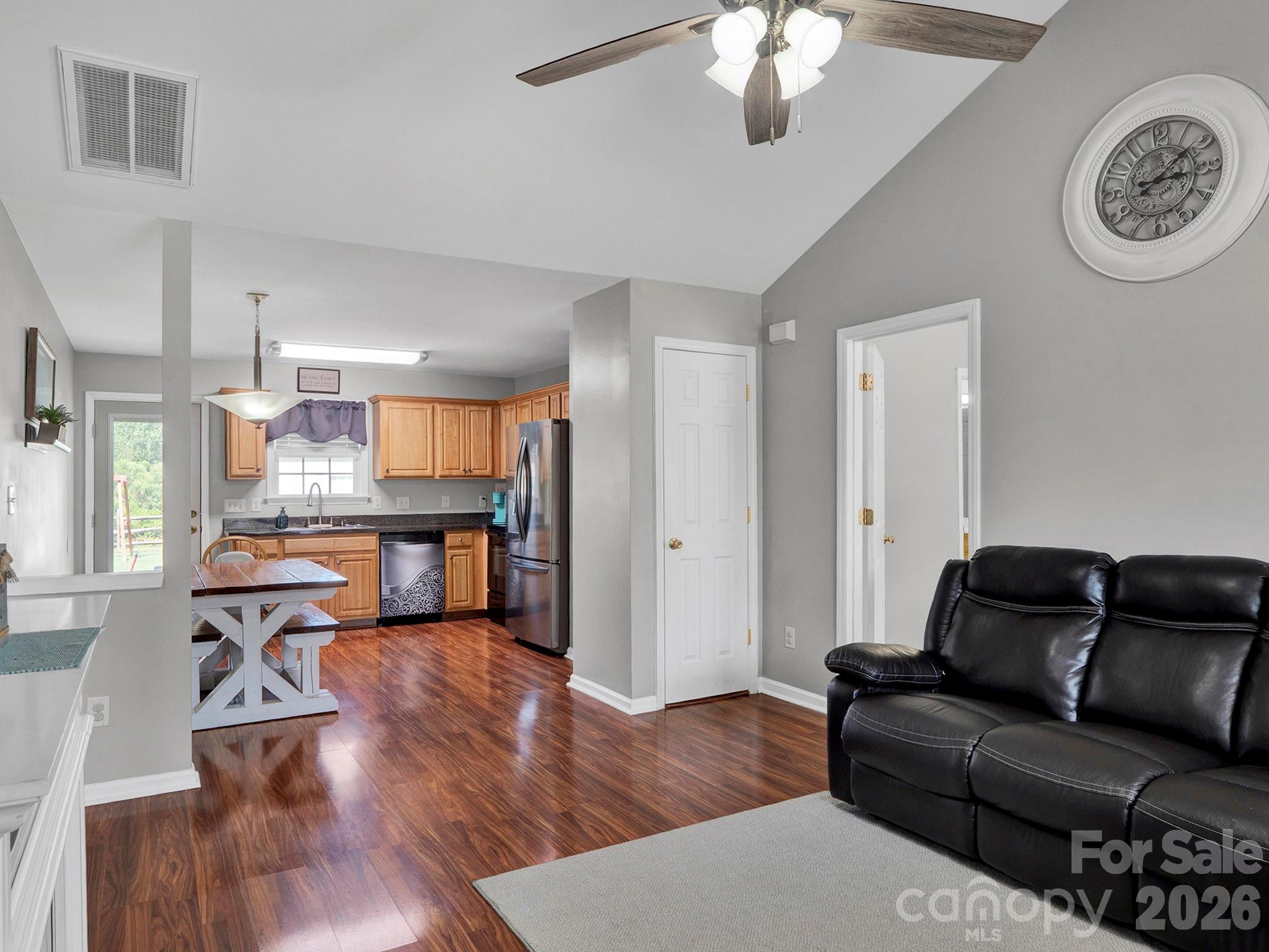 311 Dexter Place Property Photo 16