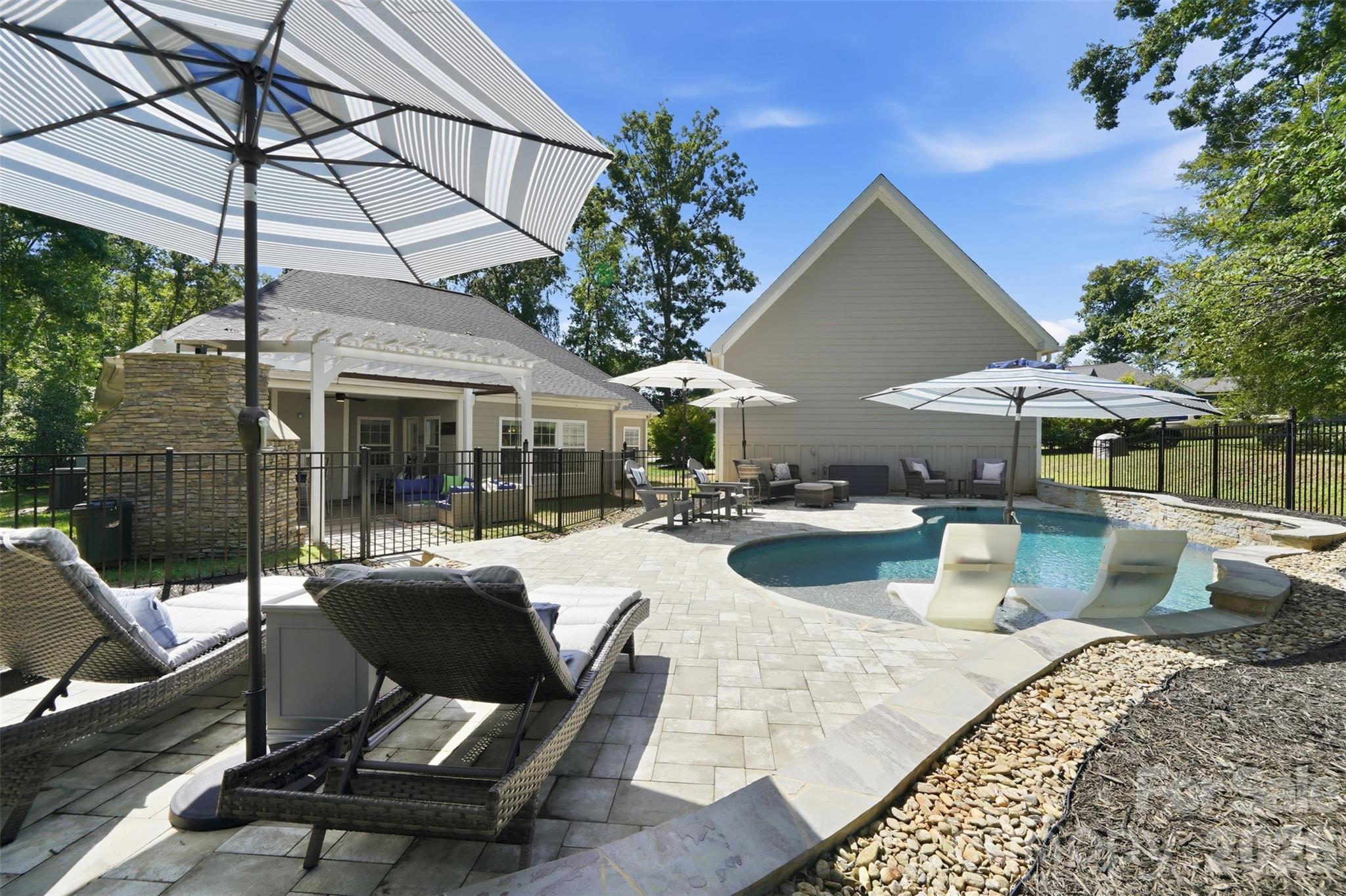 1525 Cranwell Drive Property Photo 34